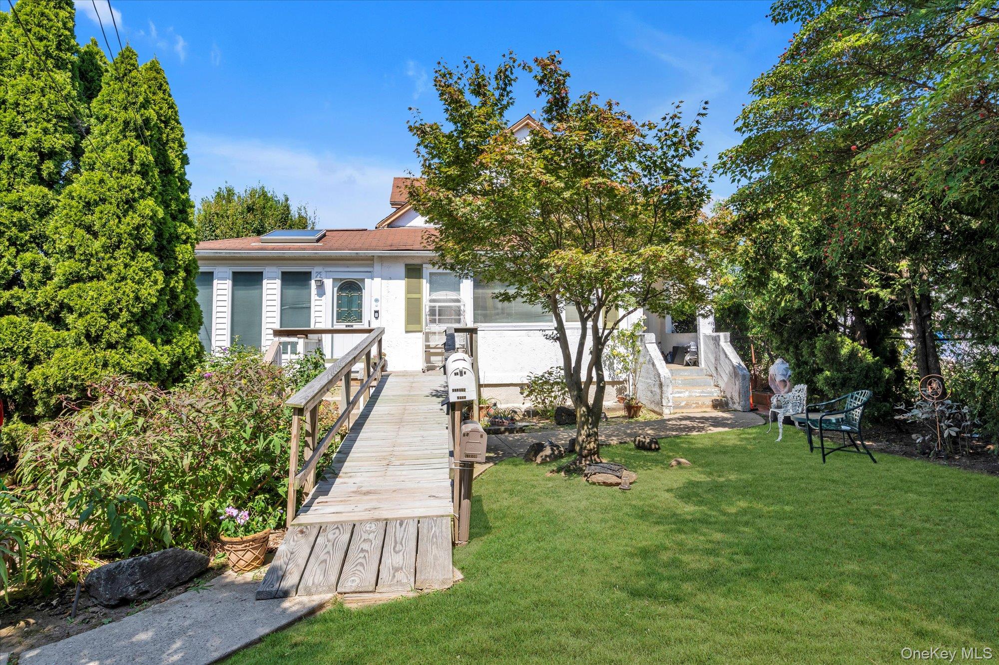 25 Bella Vista Avenue