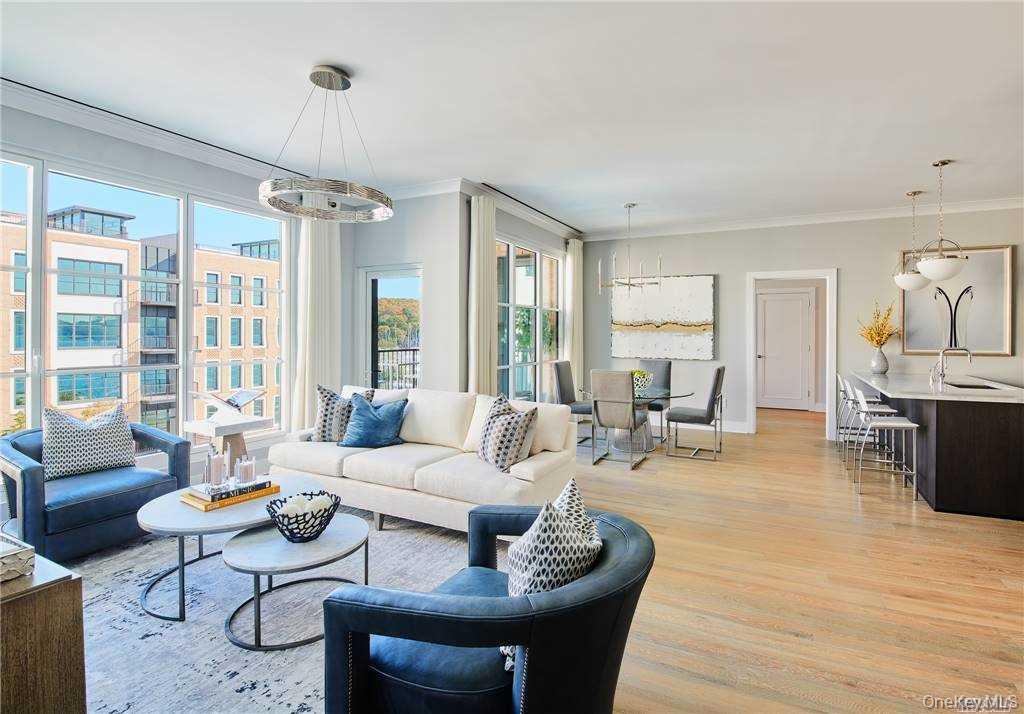 100 Garvies Point Road Unit: 1202