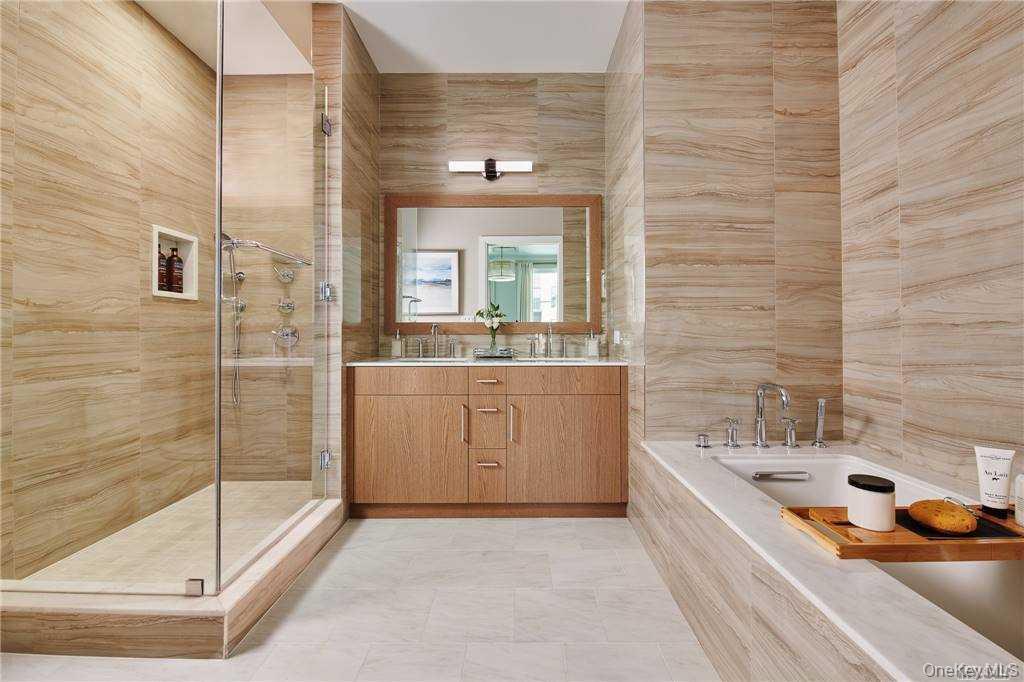100 Garvies Point Road Unit: 1202