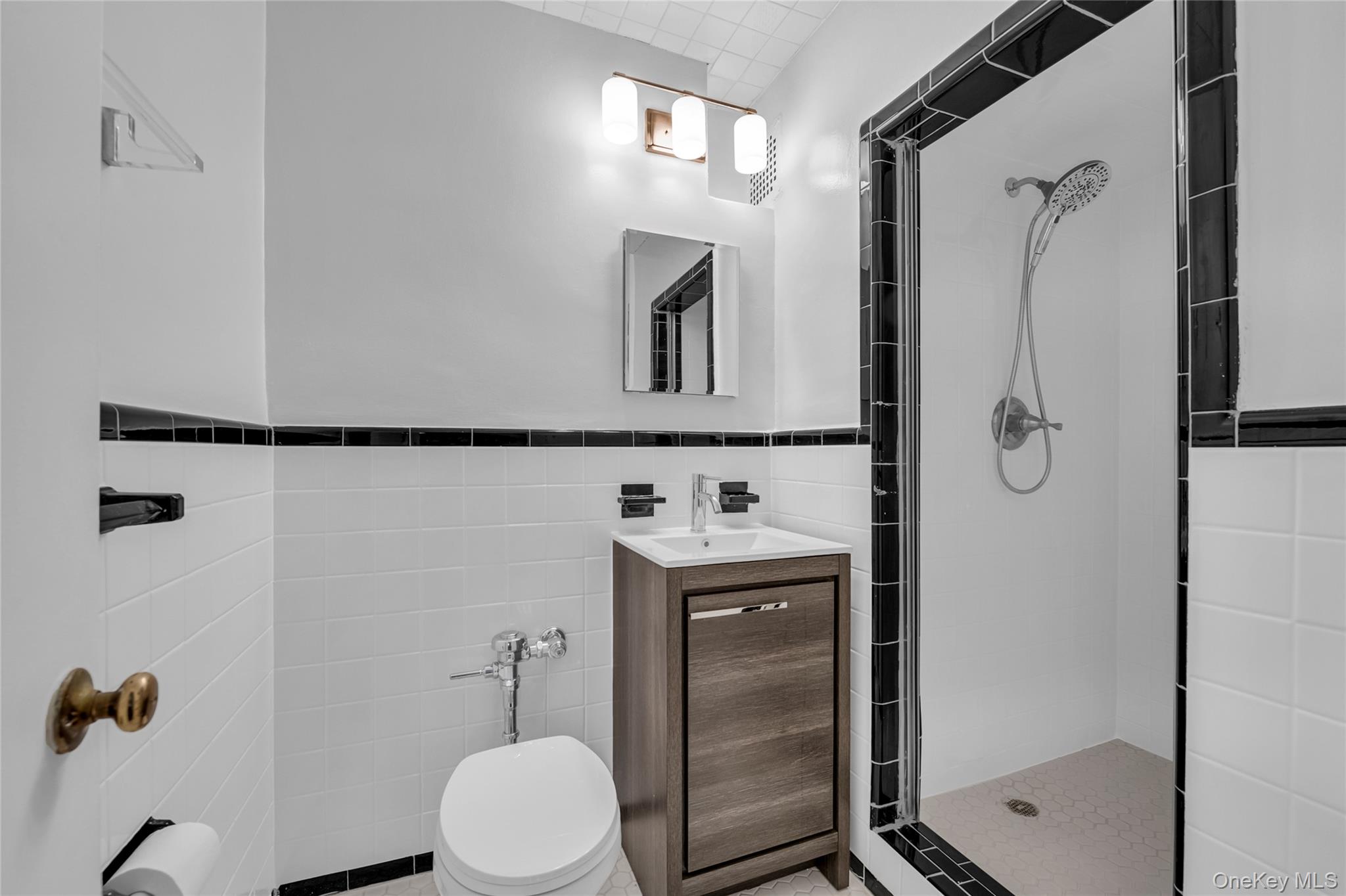 50 Brompton Road Unit: 2L