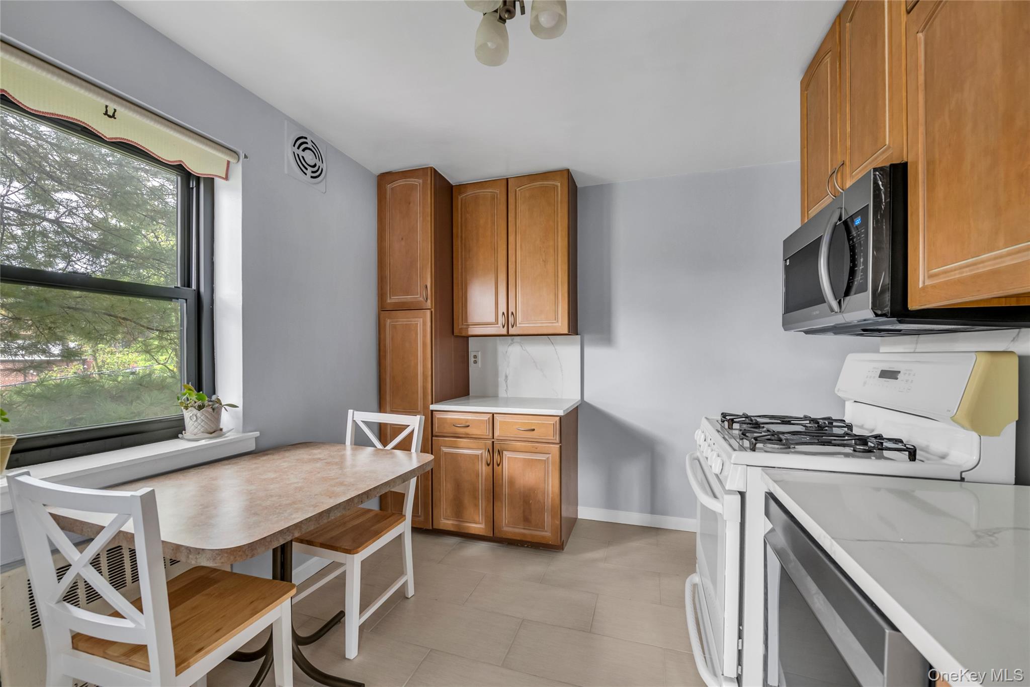 50 Brompton Road Unit: 2L