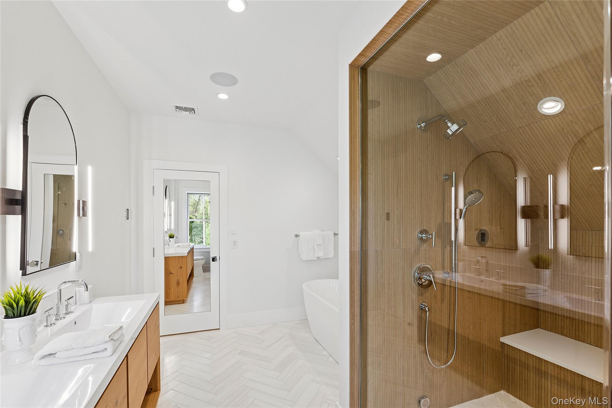 510 Abrahams Path