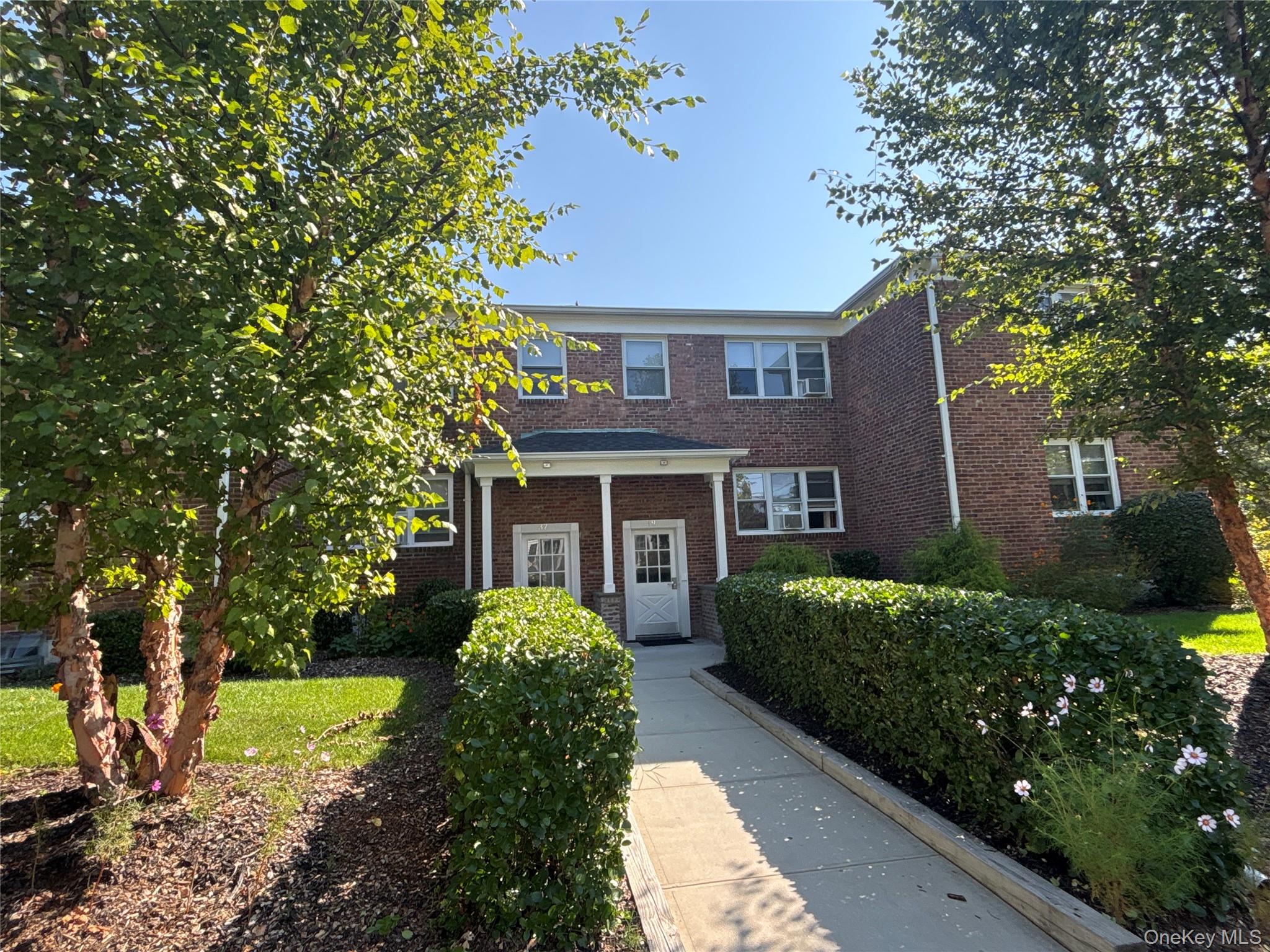 37 Spruce Street Unit: 4