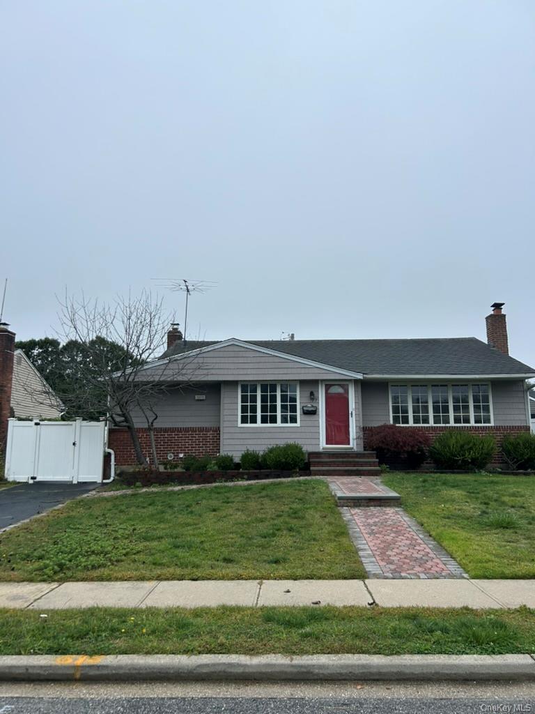 77 Vassar Lane