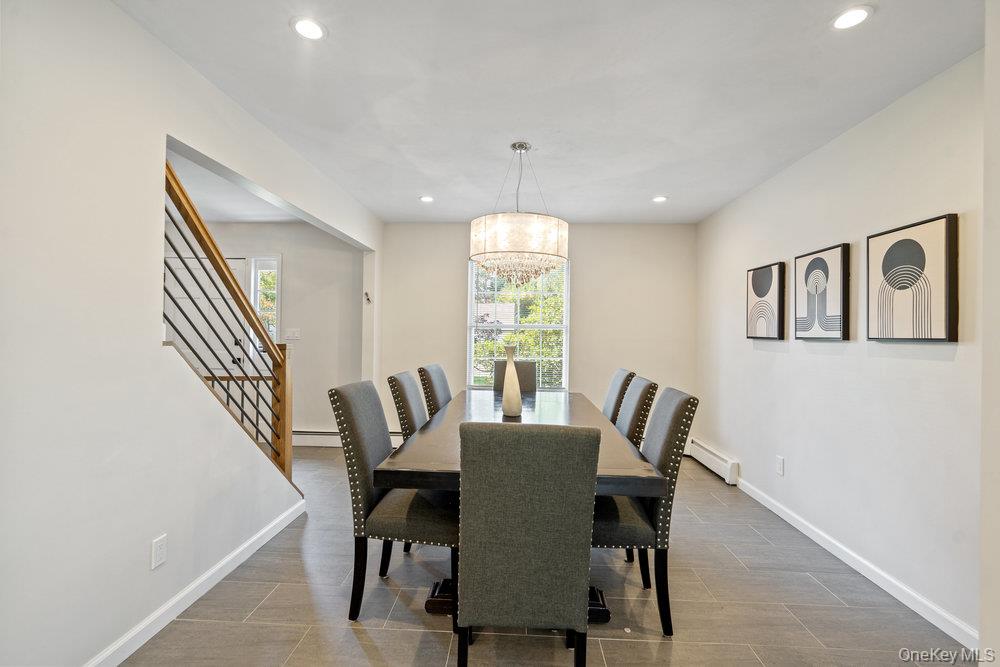 12 Aron Drive