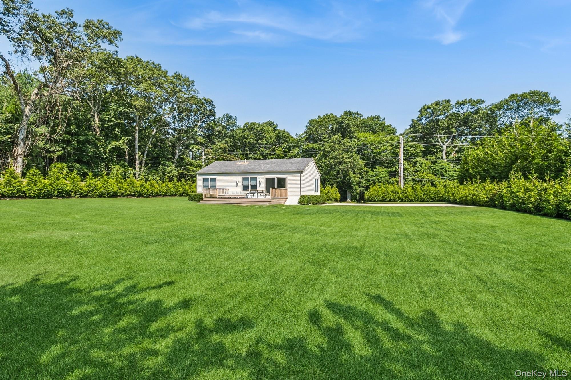 96 Town Lane