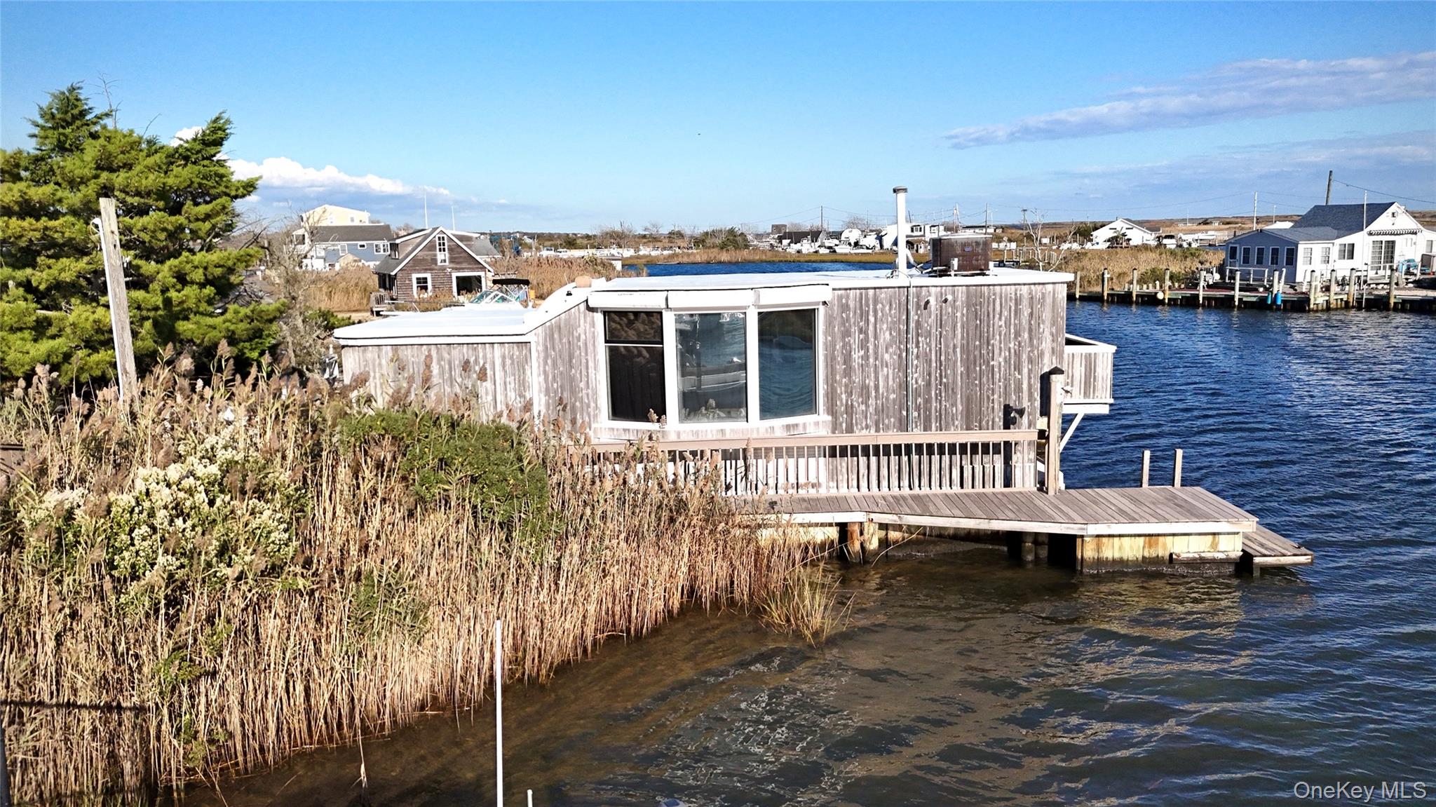 714 Riviera Drive