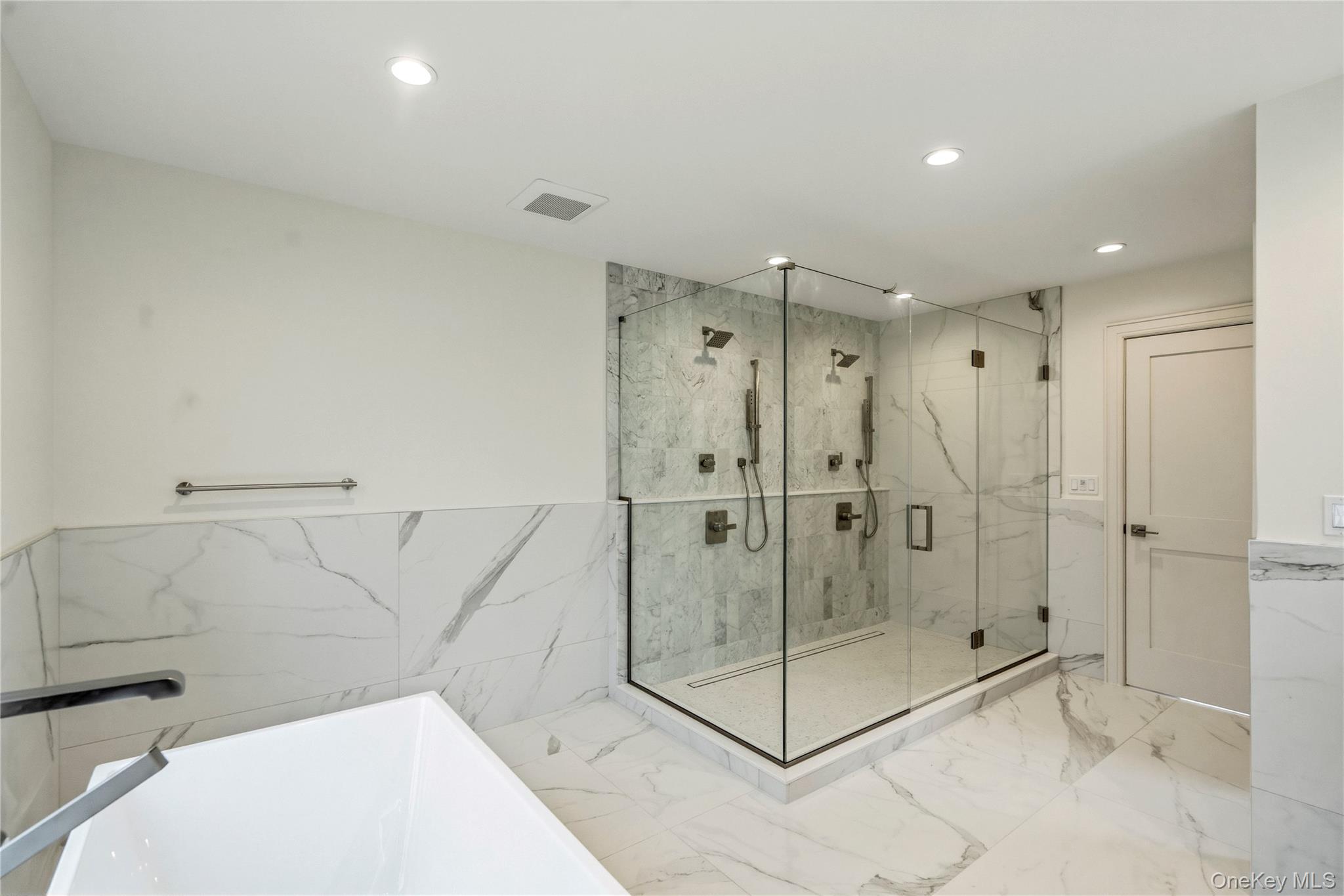 908 Maple Lane