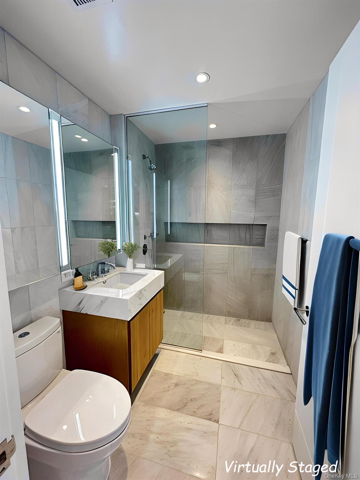 300 W 30th Street Unit: 7A