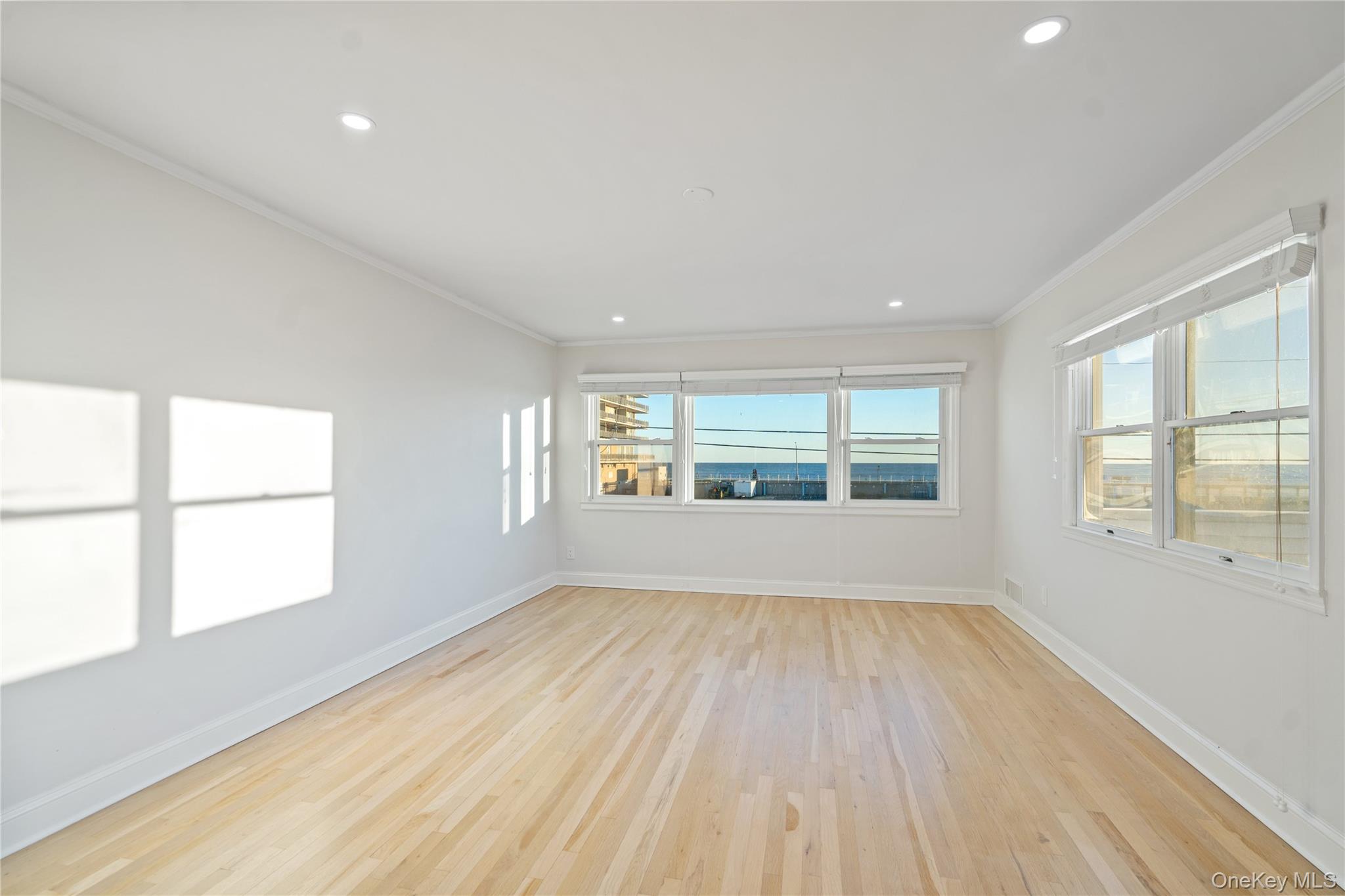 2000 Ocean Boulevard