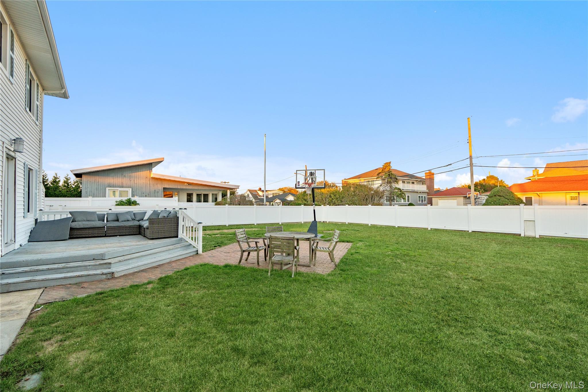 2000 Ocean Boulevard