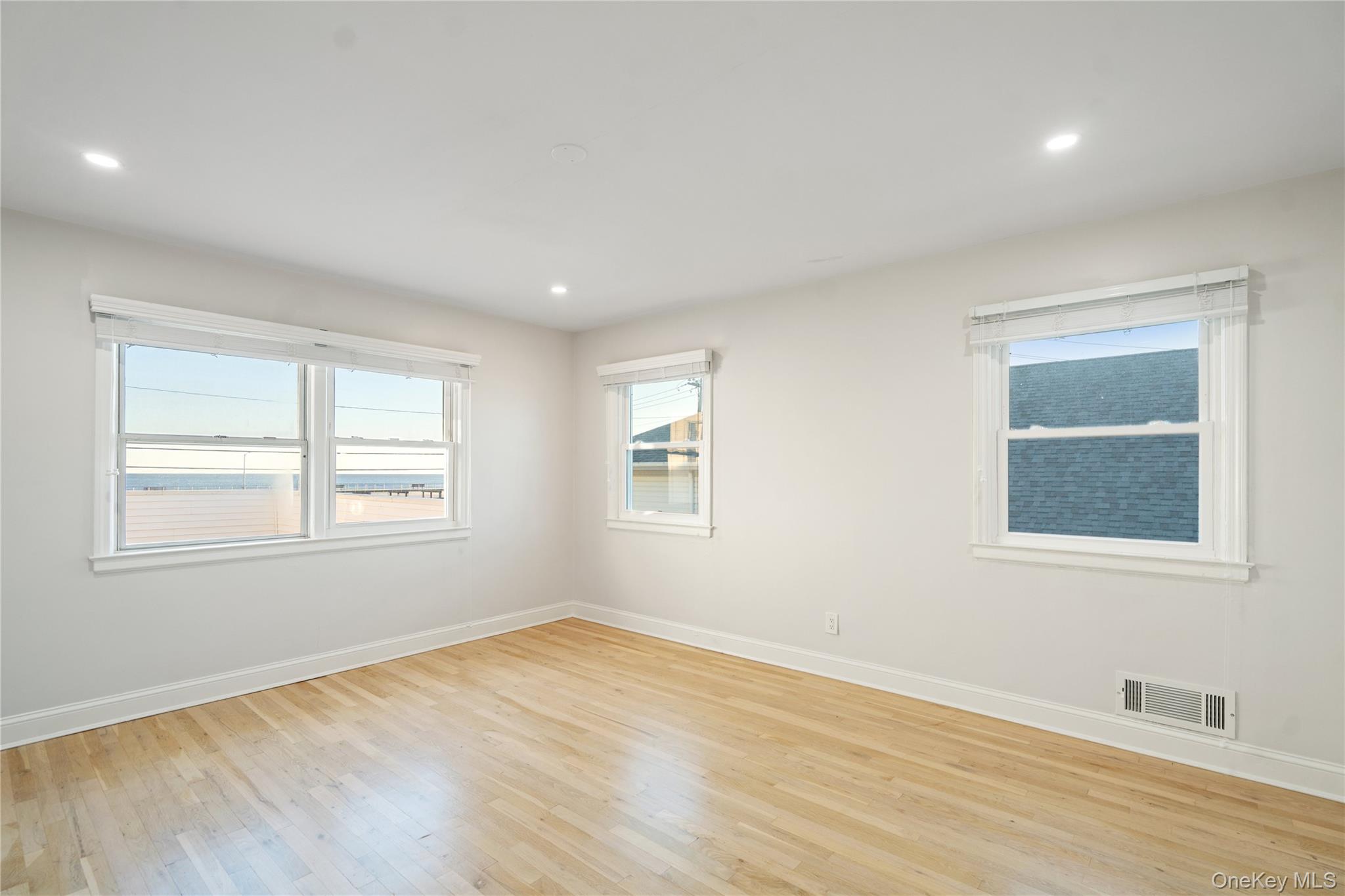 2000 Ocean Boulevard
