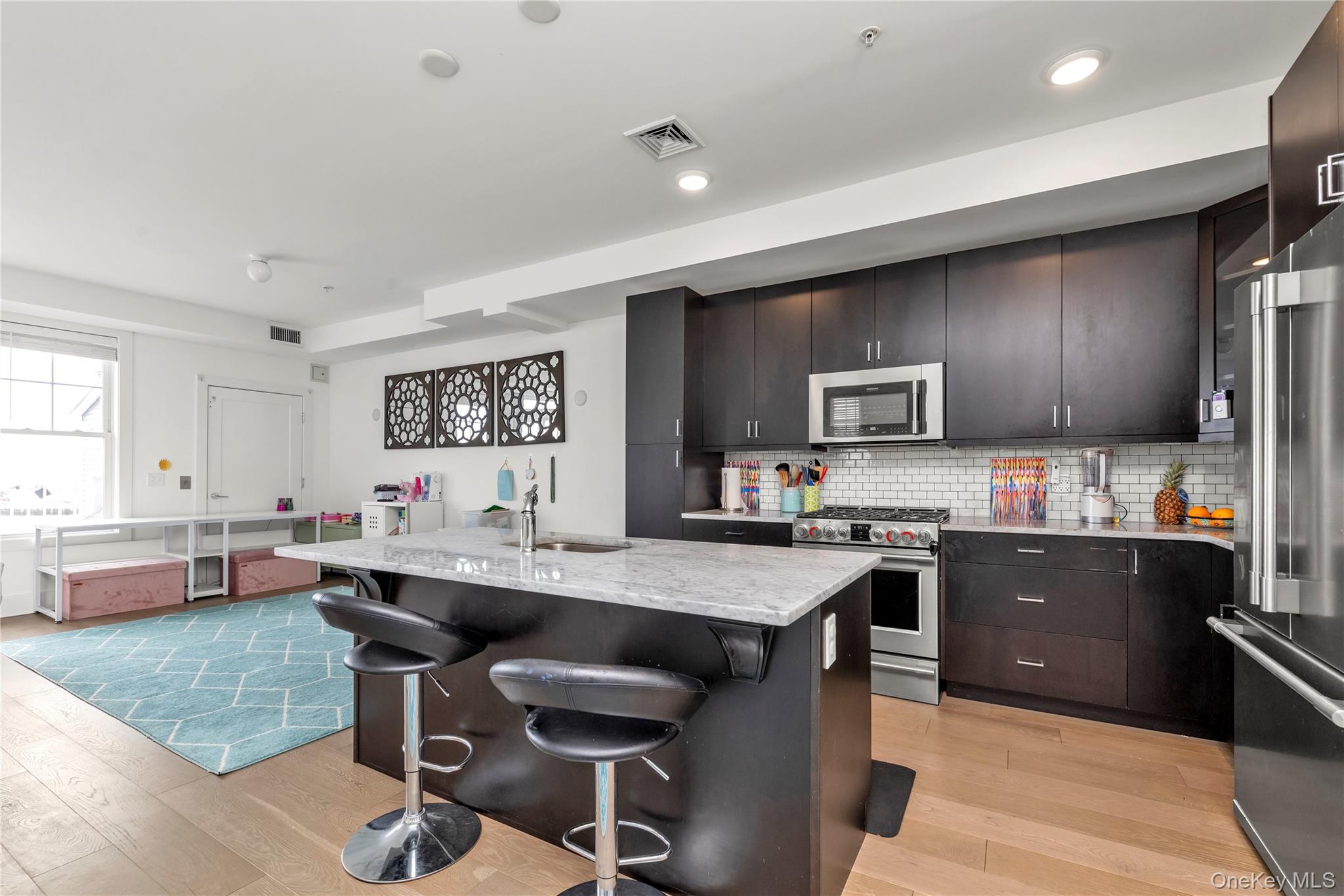 322 Marina Point