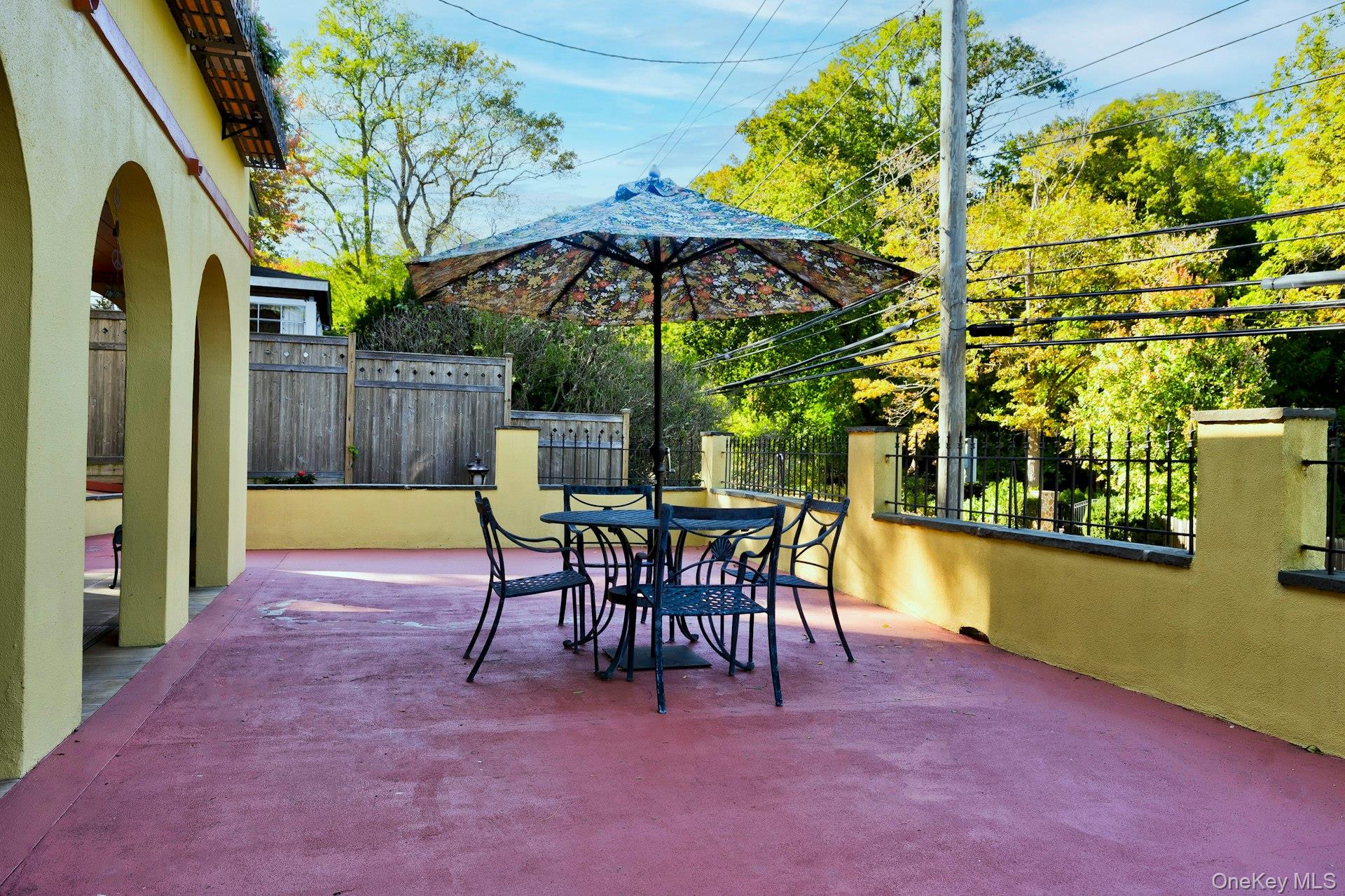 126 Cove Road