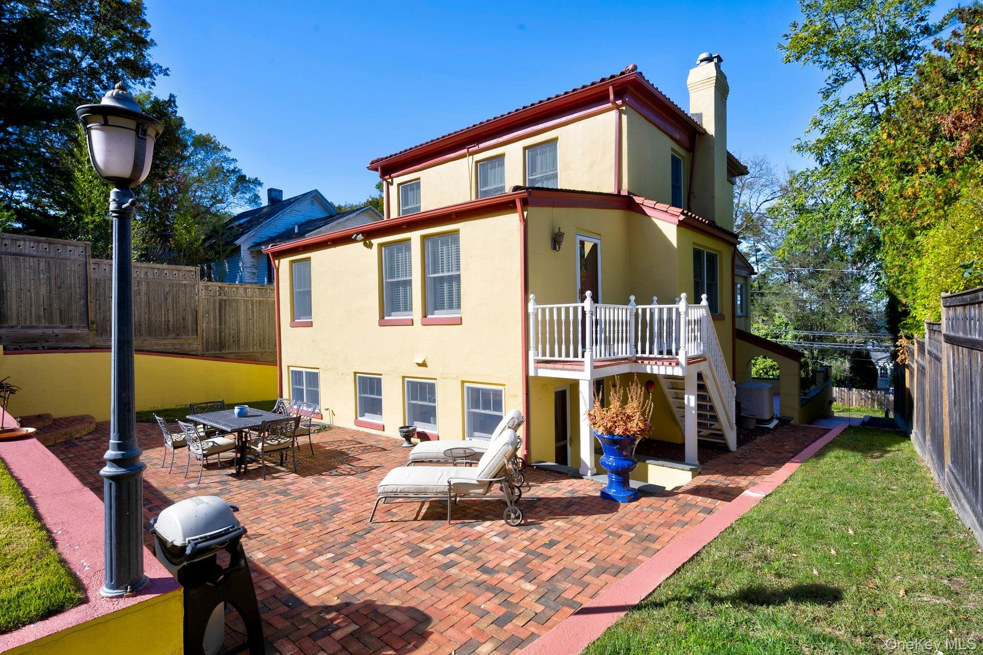 126 Cove Road