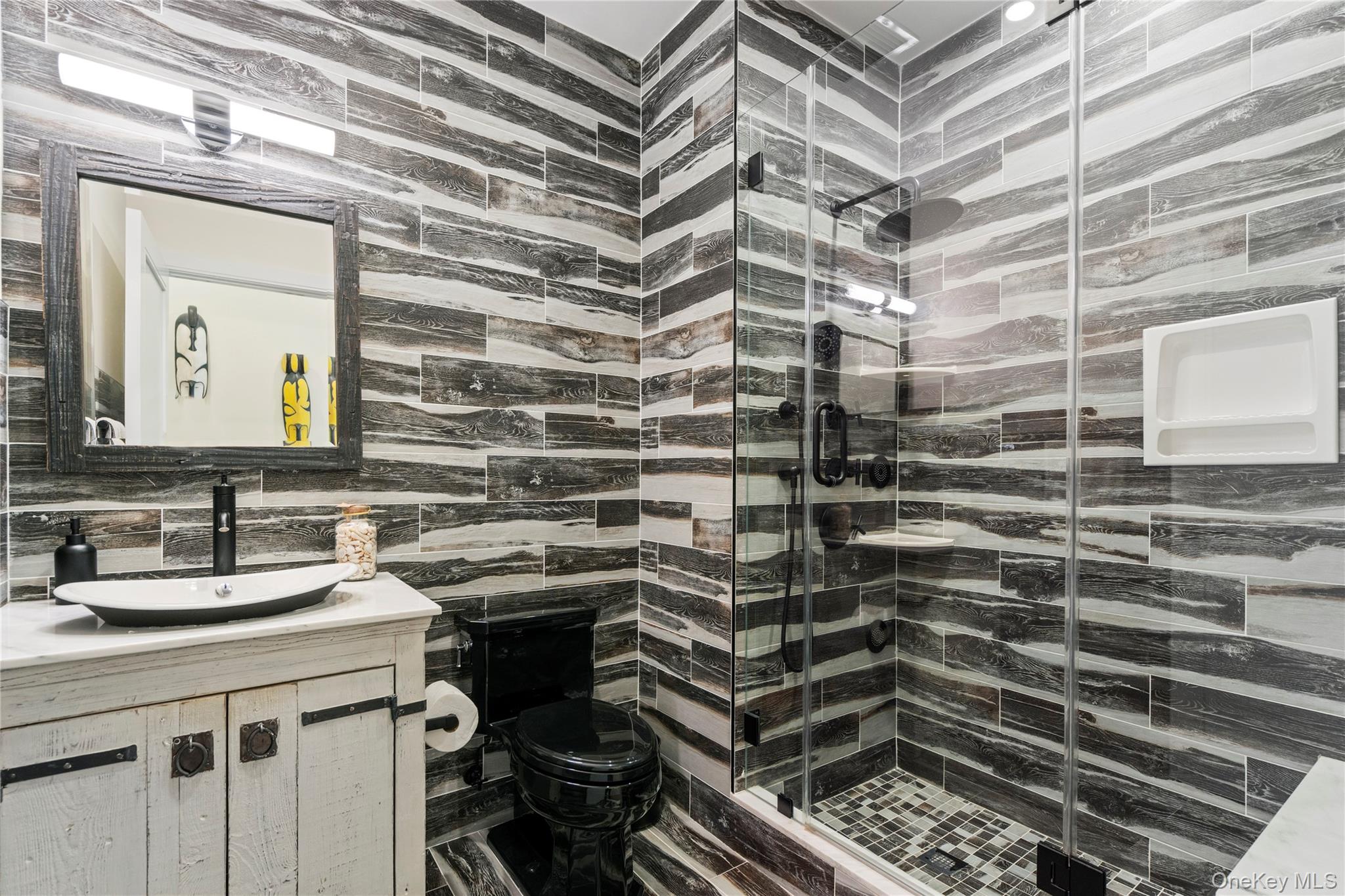 100 Garvies Point Road Unit: 1309