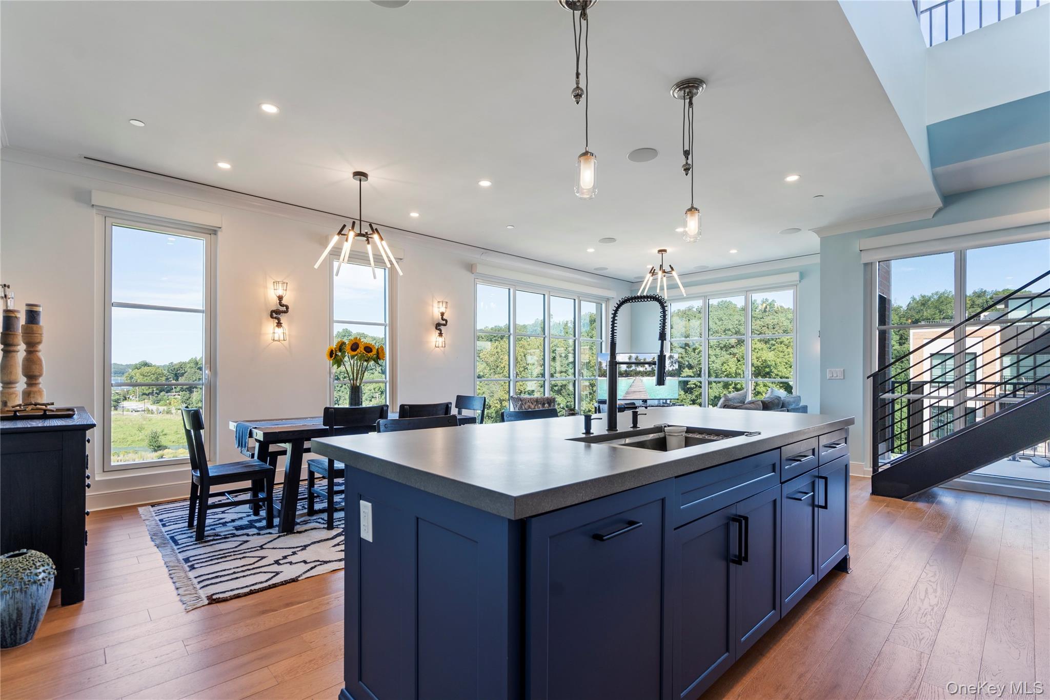 100 Garvies Point Road Unit: 1309