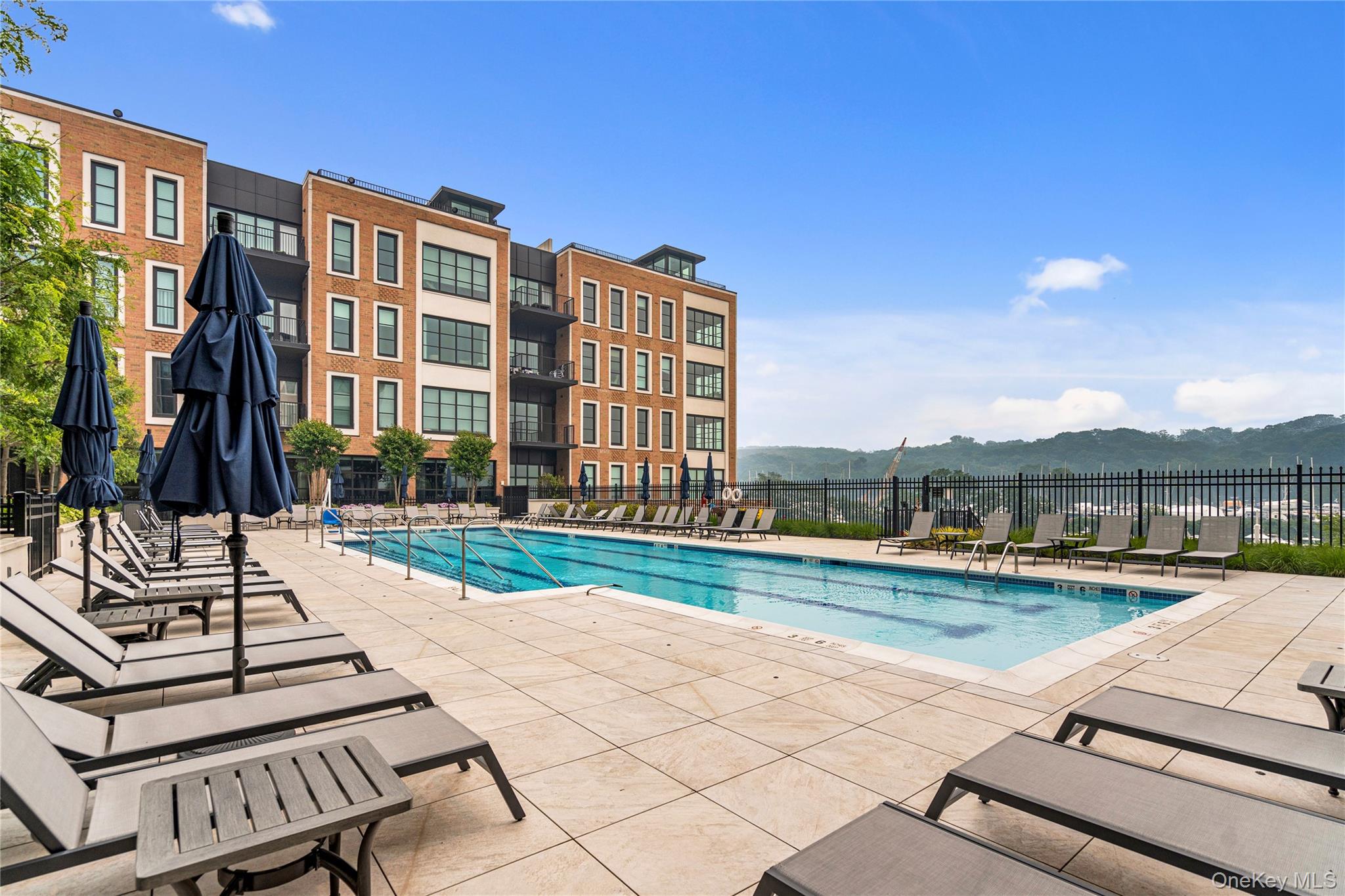 100 Garvies Point Road Unit: 1309