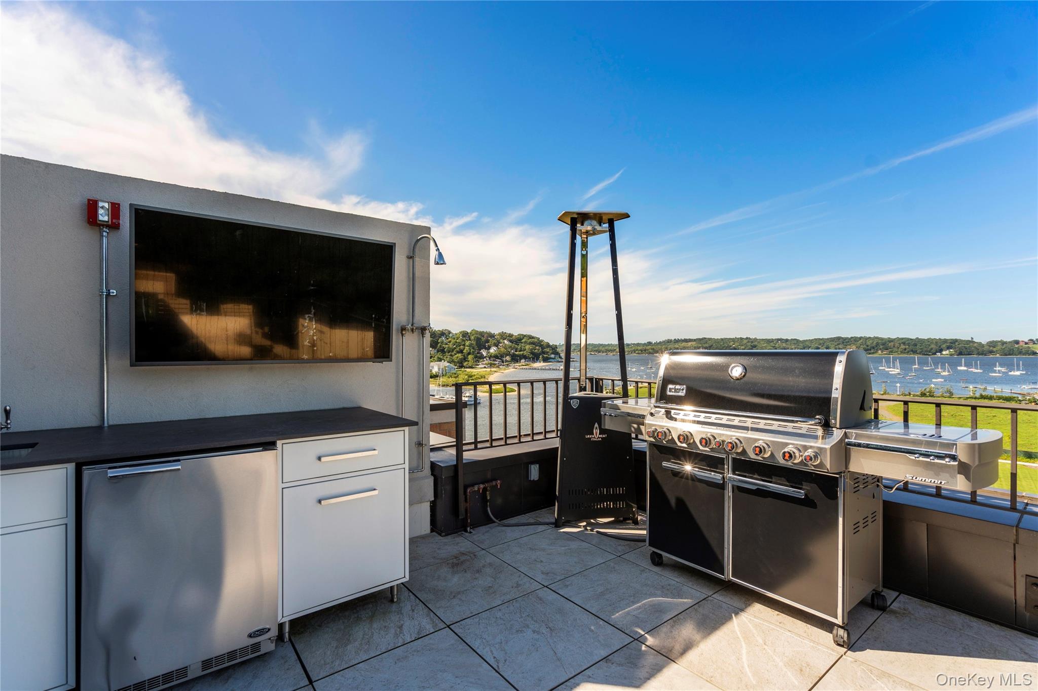 100 Garvies Point Road Unit: 1309