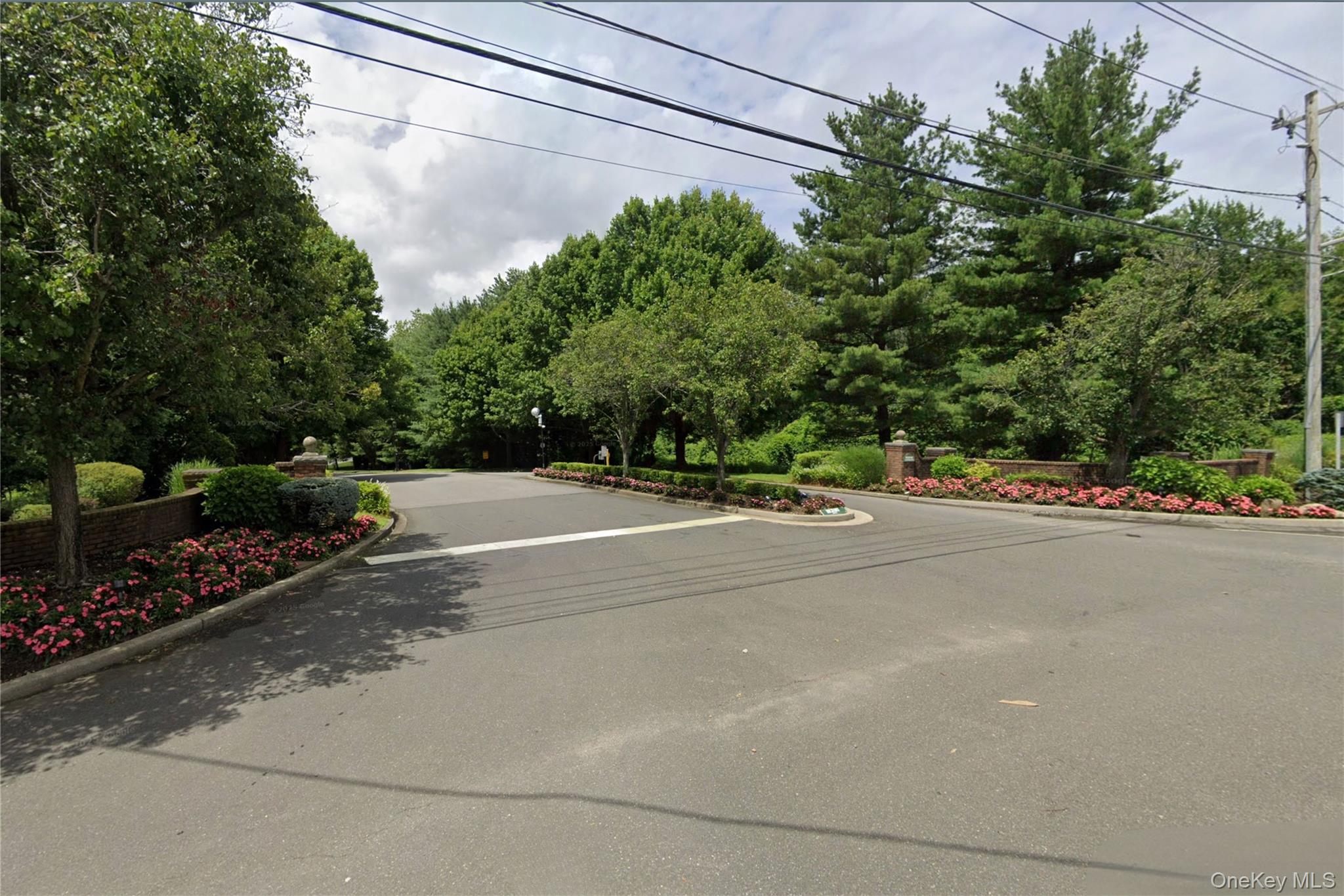 12 Hickory Drive