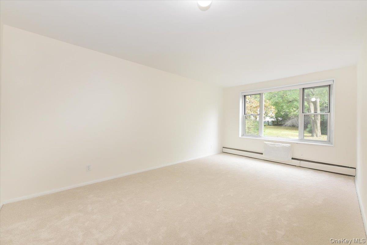 195 S Middle Neck Road Unit: 2-L