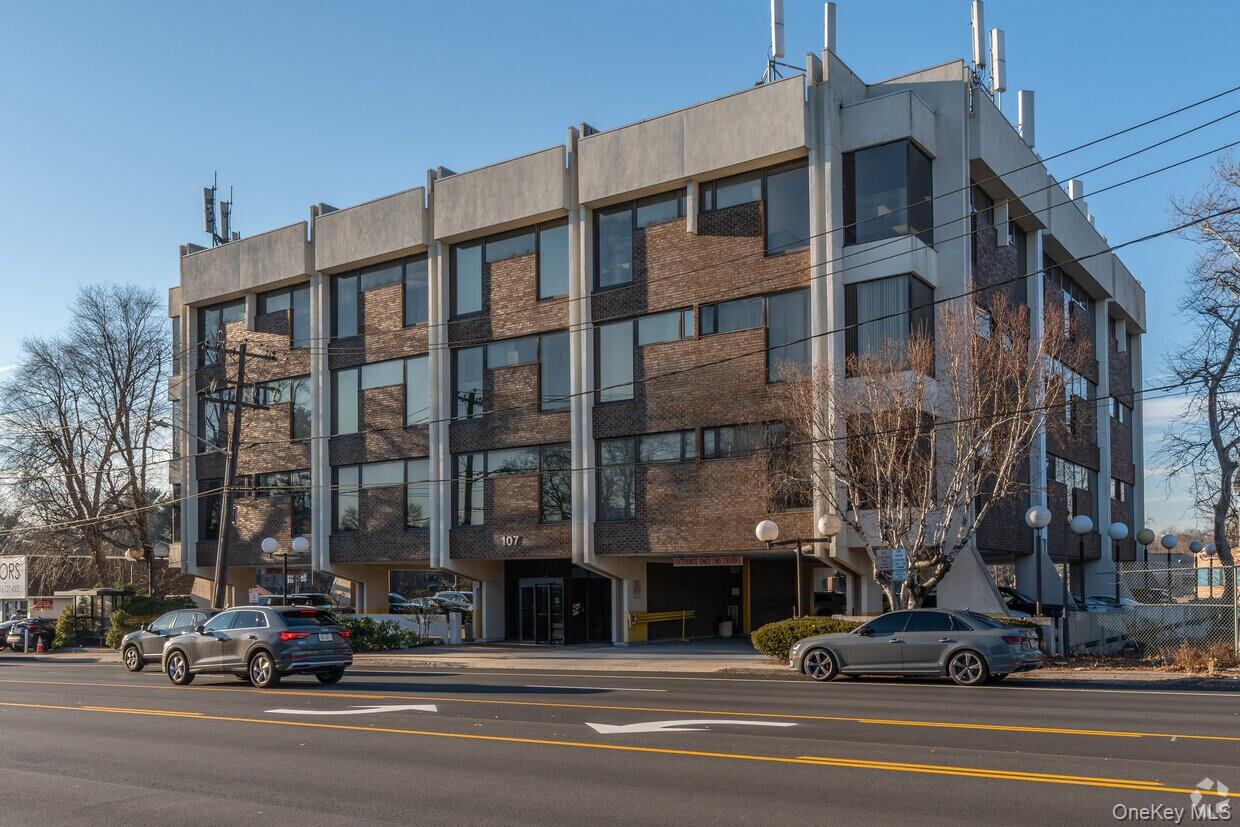 107 N Blvd Unit: 410