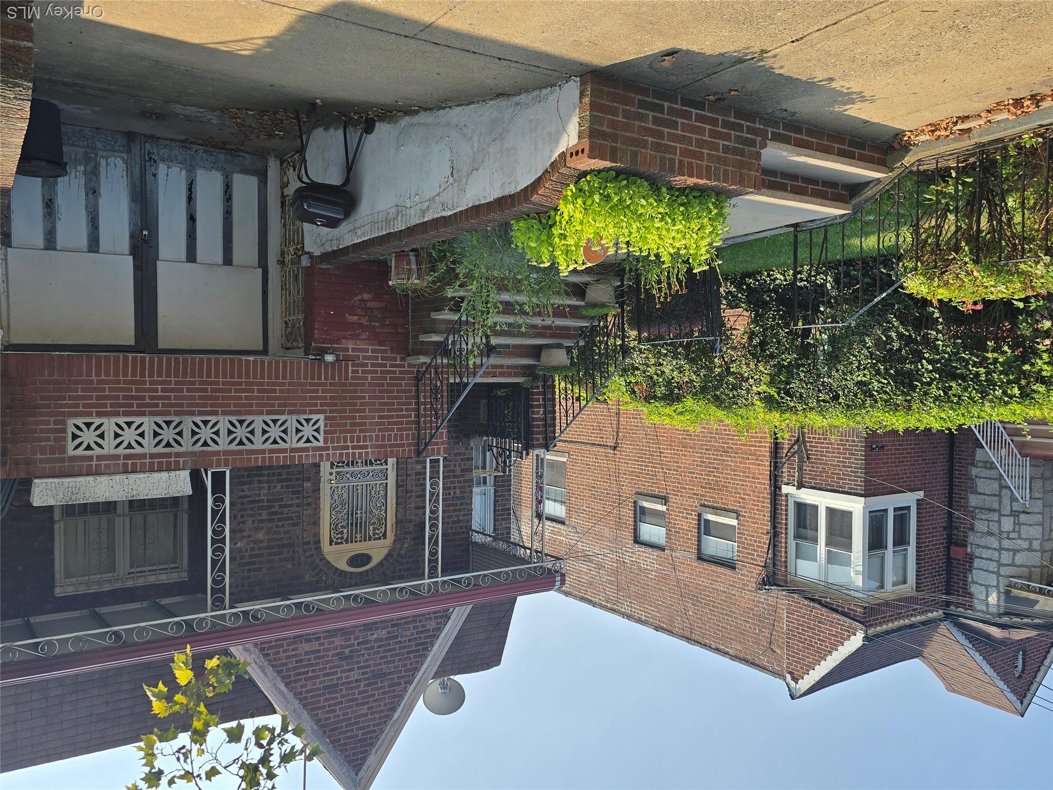 142 East 88 Street