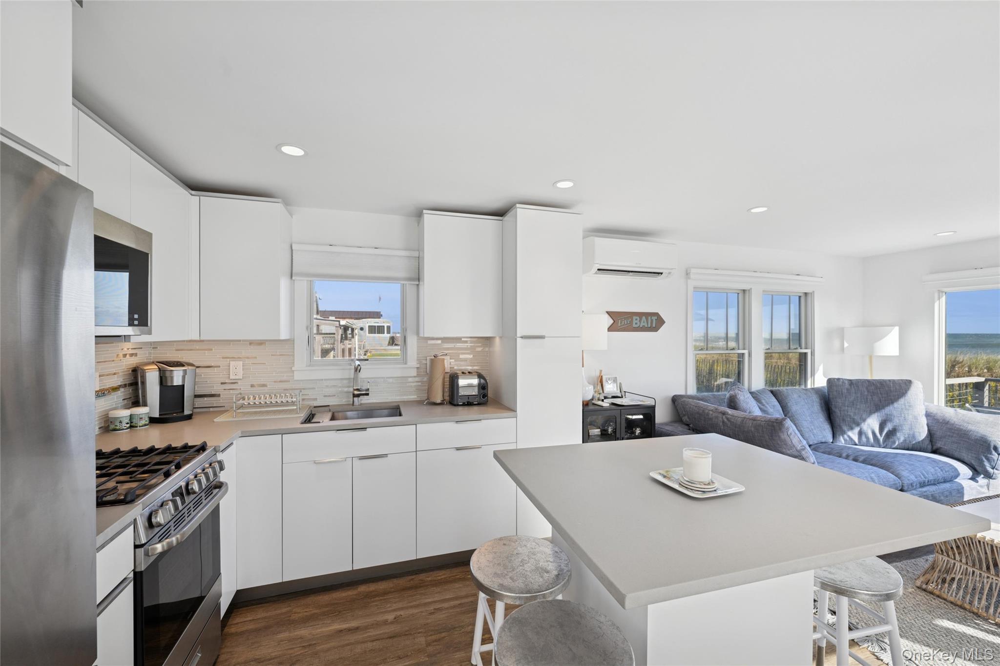 100 Deforest Road Unit: 25