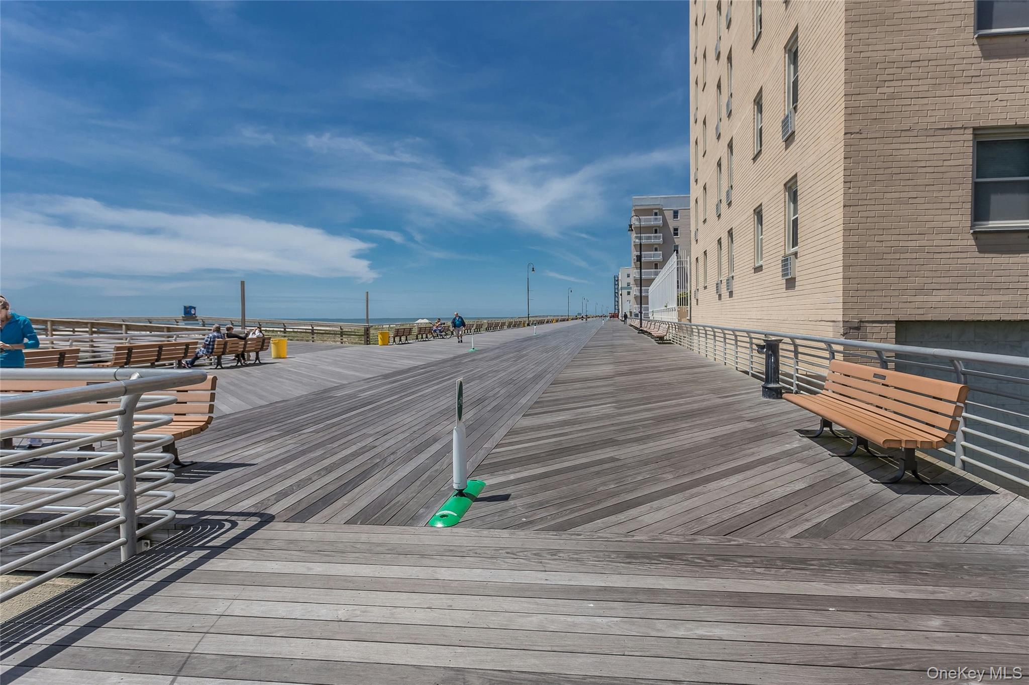 25 Neptune Boulevard Unit: 2E
