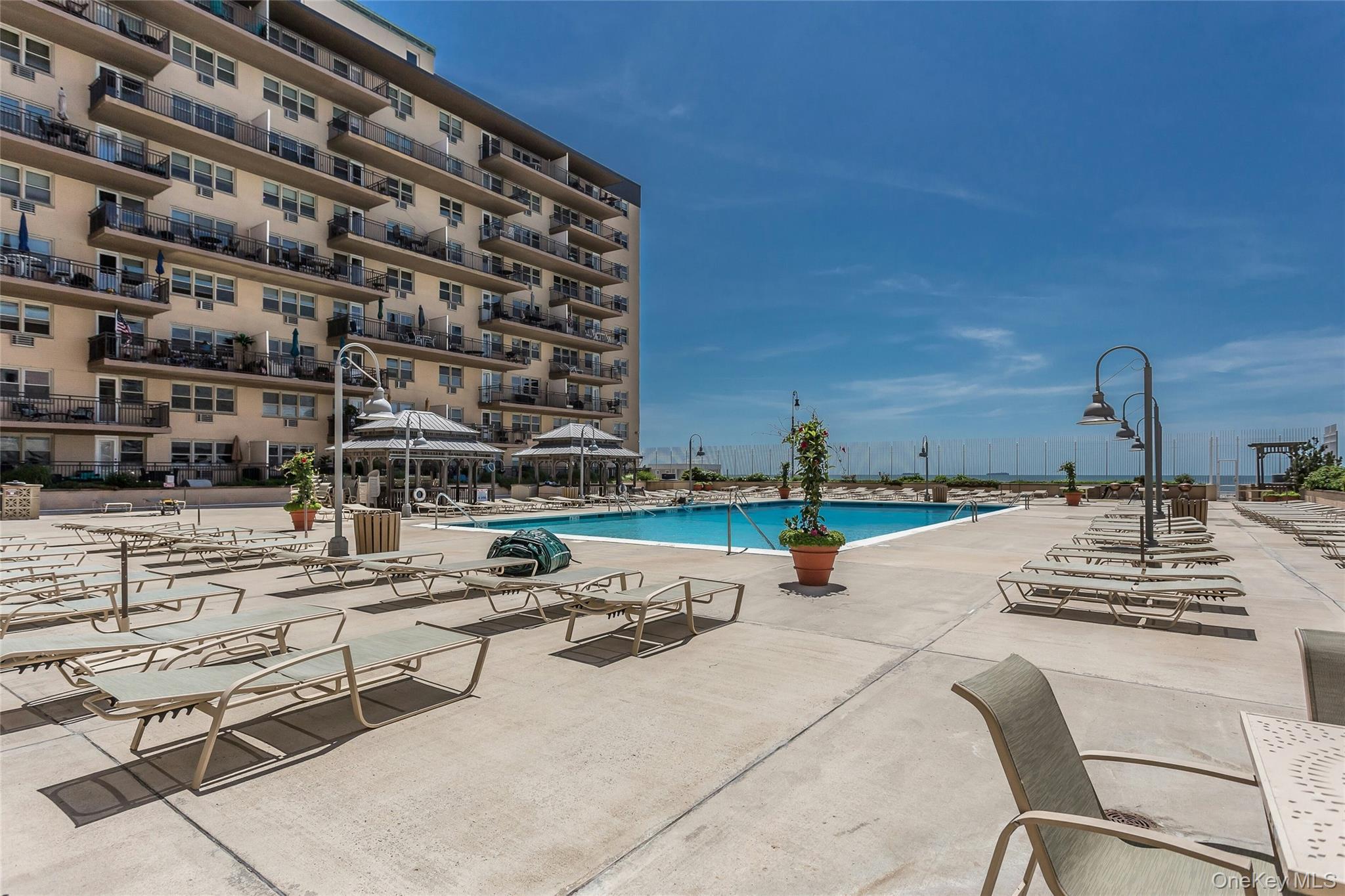 25 Neptune Boulevard Unit: 2E