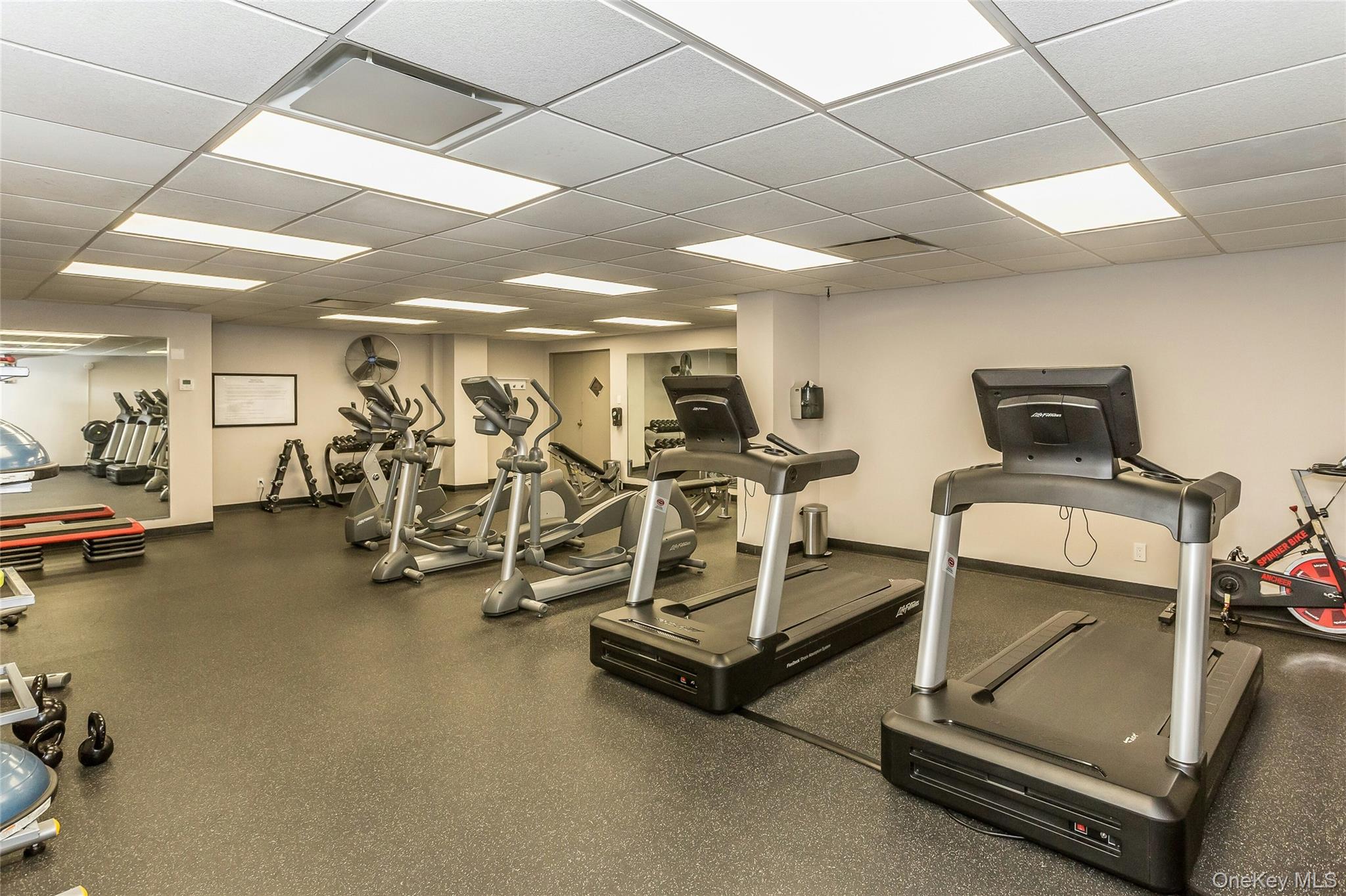 25 Neptune Boulevard Unit: 2E