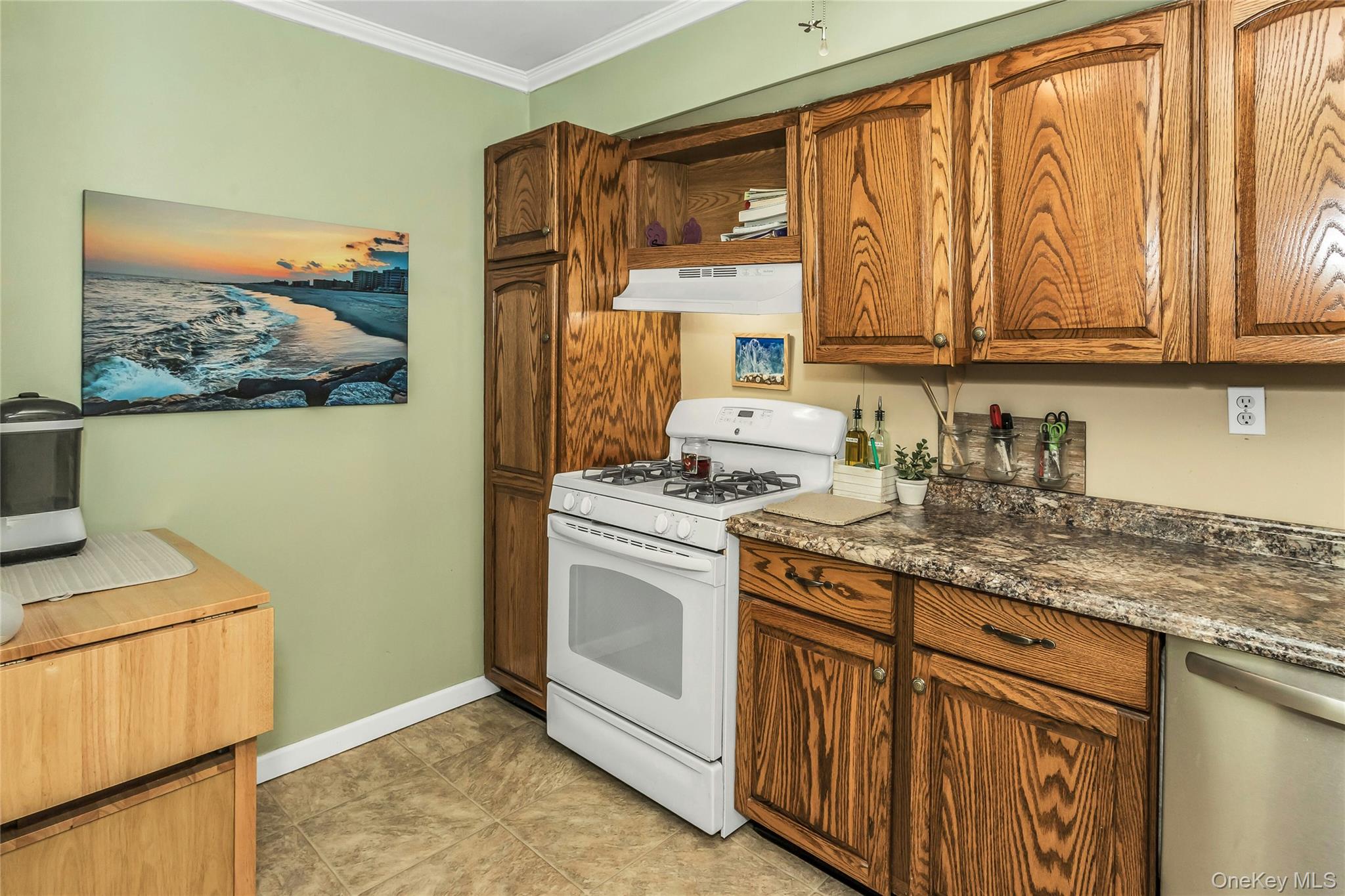 25 Neptune Boulevard Unit: 2E