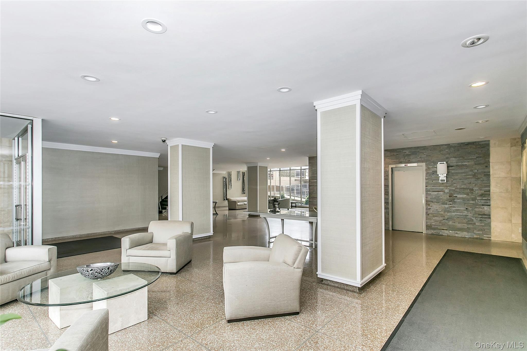 25 Neptune Boulevard Unit: 2E