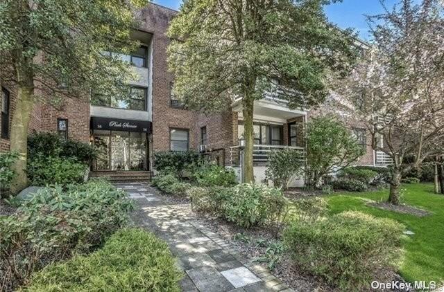 14-16 Stoner Avenue