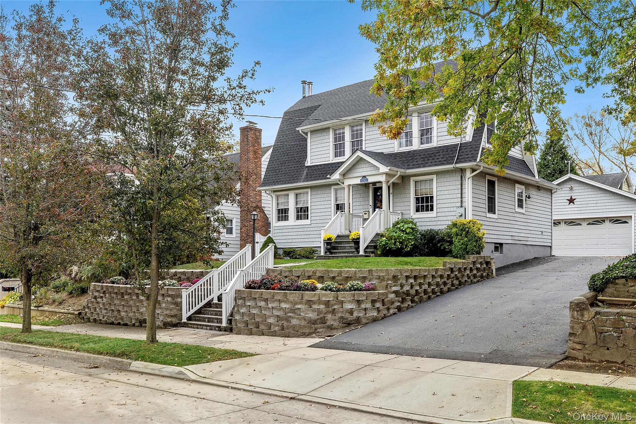 34 Davis Road