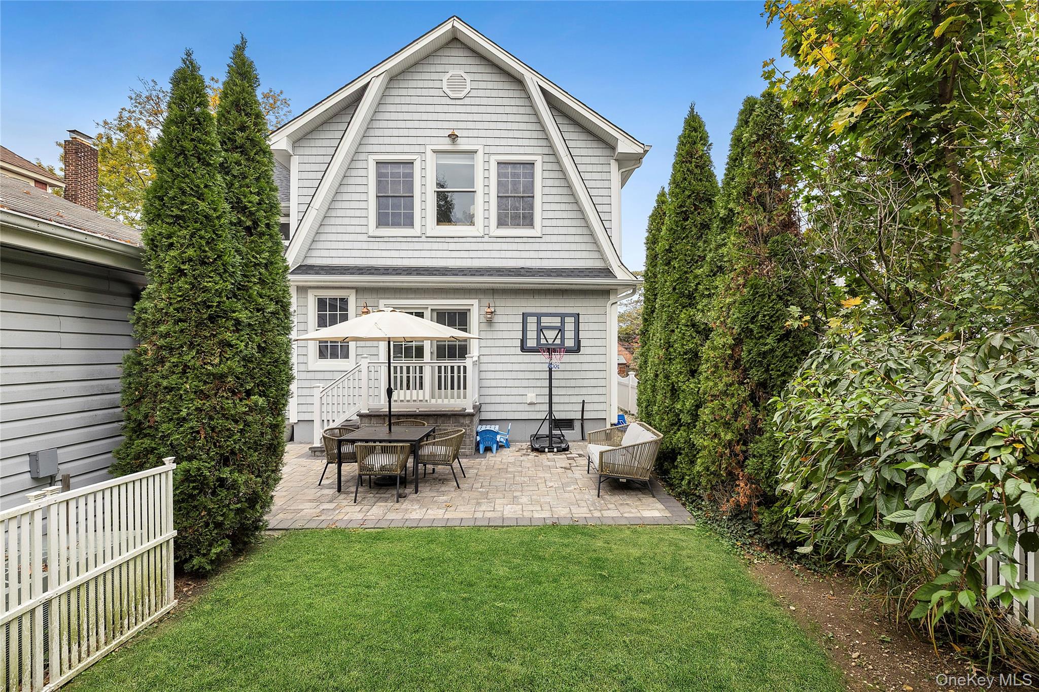34 Davis Road