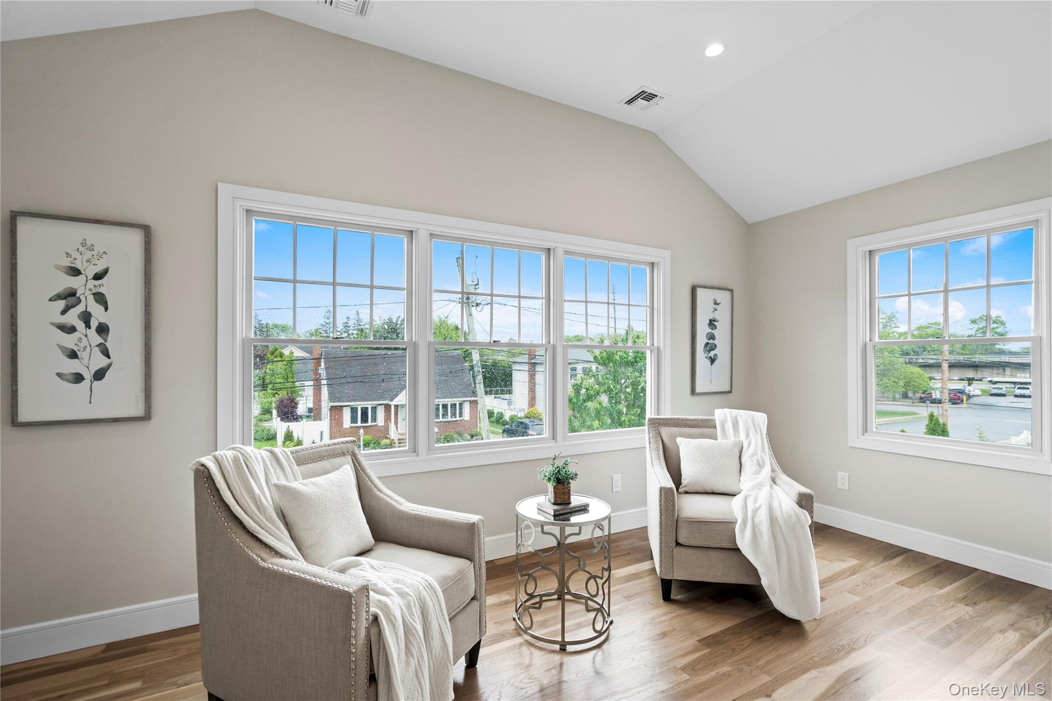 7 Cedar Avenue