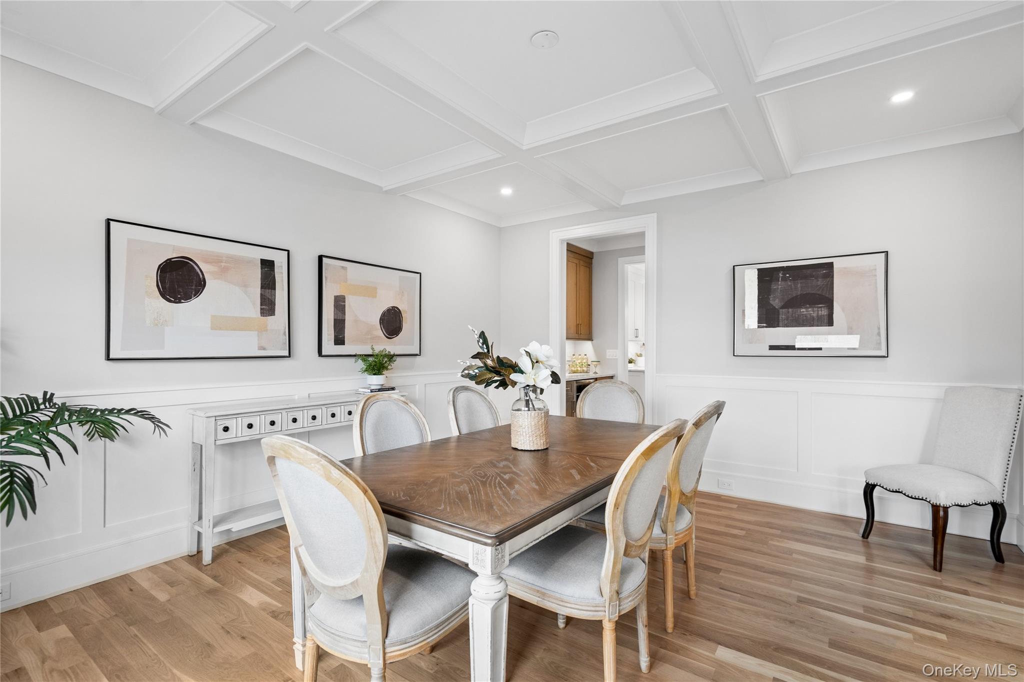 7 Cedar Avenue