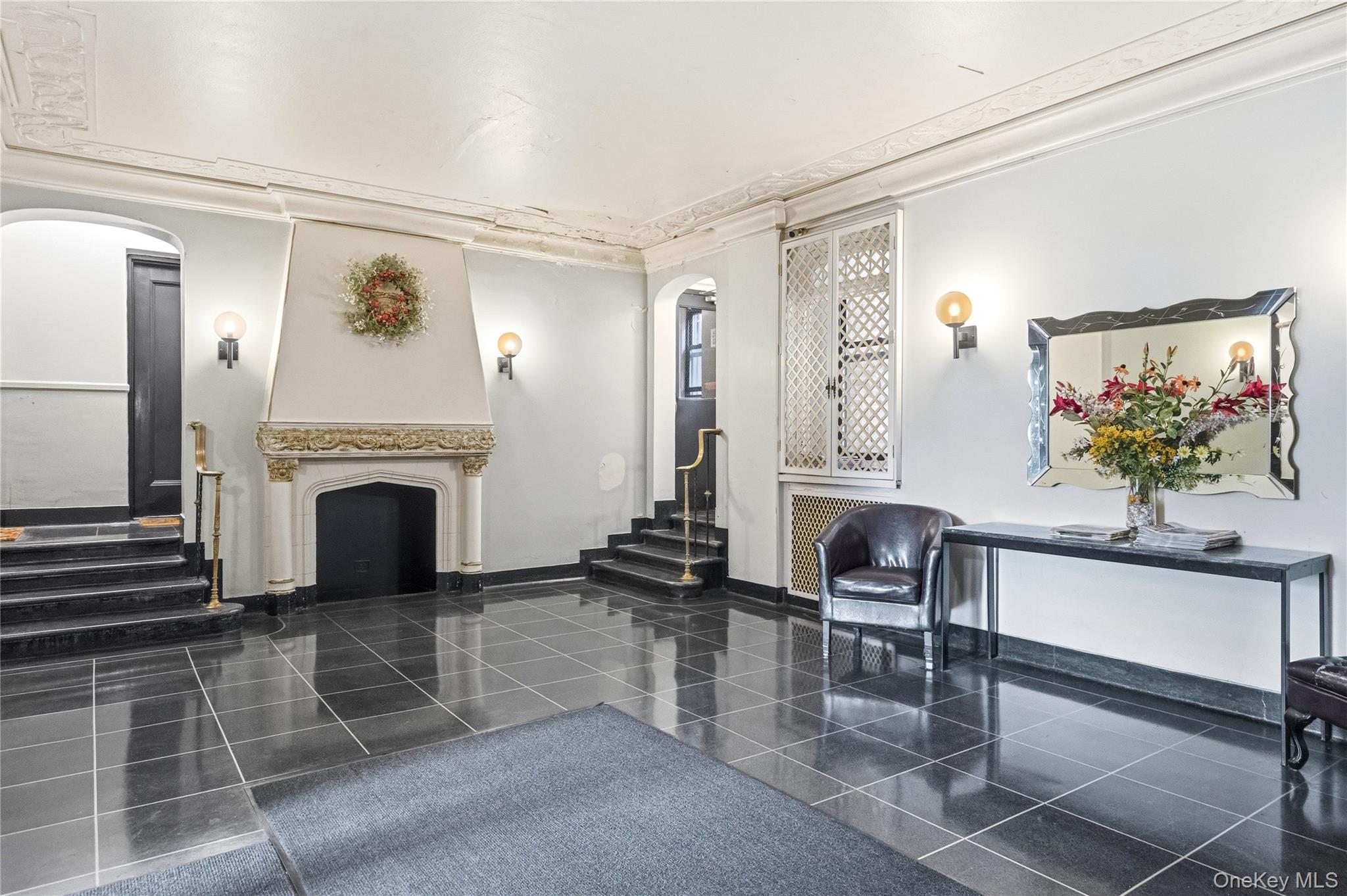 141 Woodmere Boulevard Unit: 5C