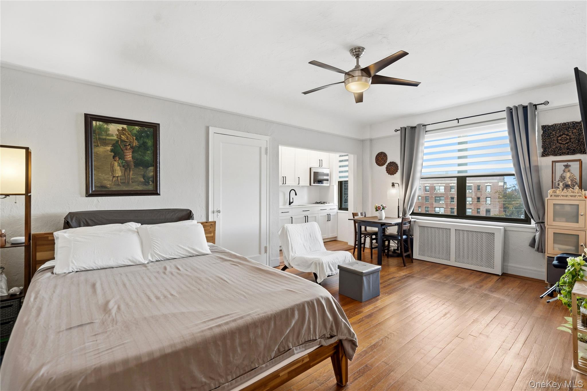 141 Woodmere Boulevard Unit: 5C