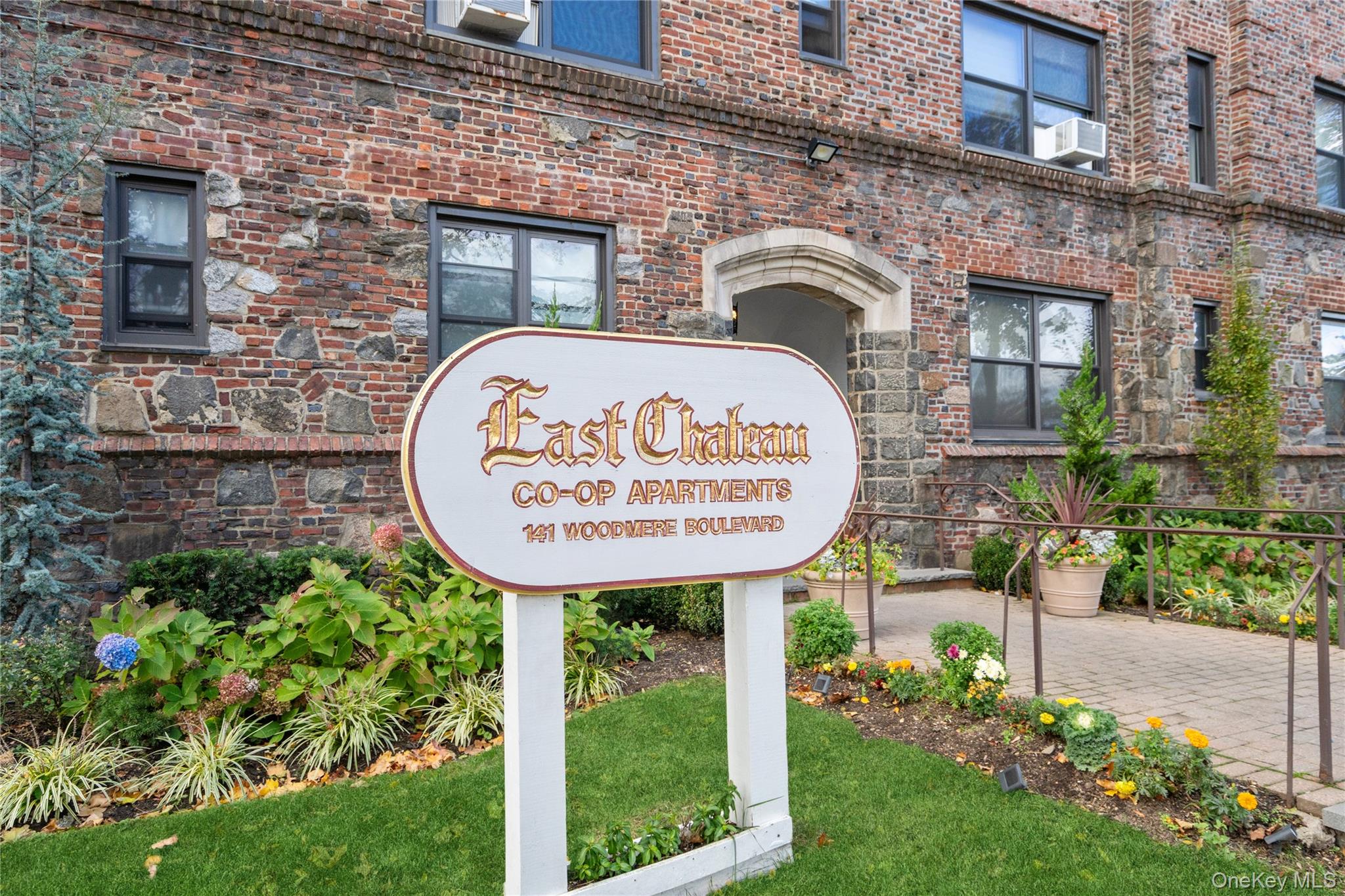 141 Woodmere Boulevard Unit: 5C