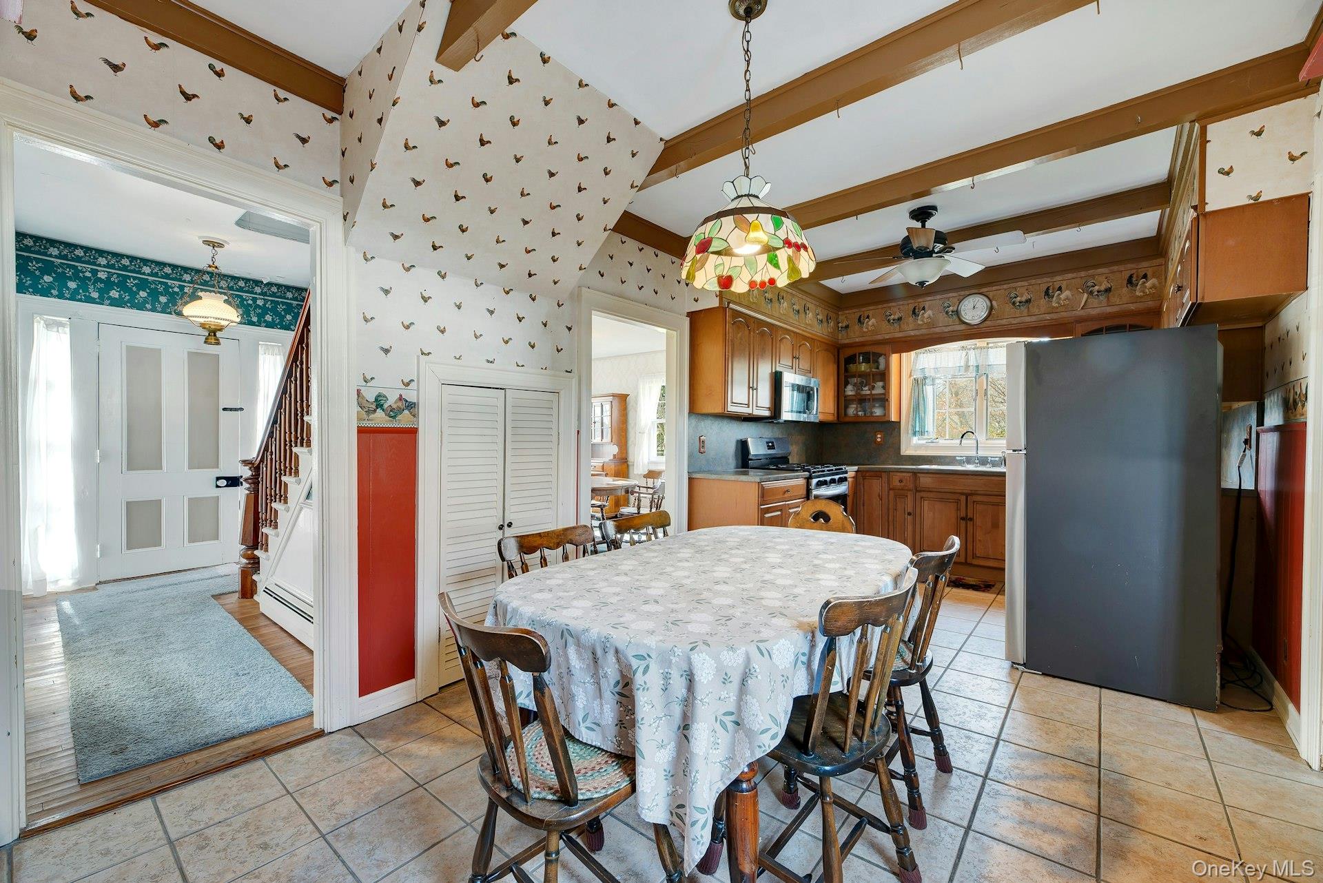 1760 Albertson Lane