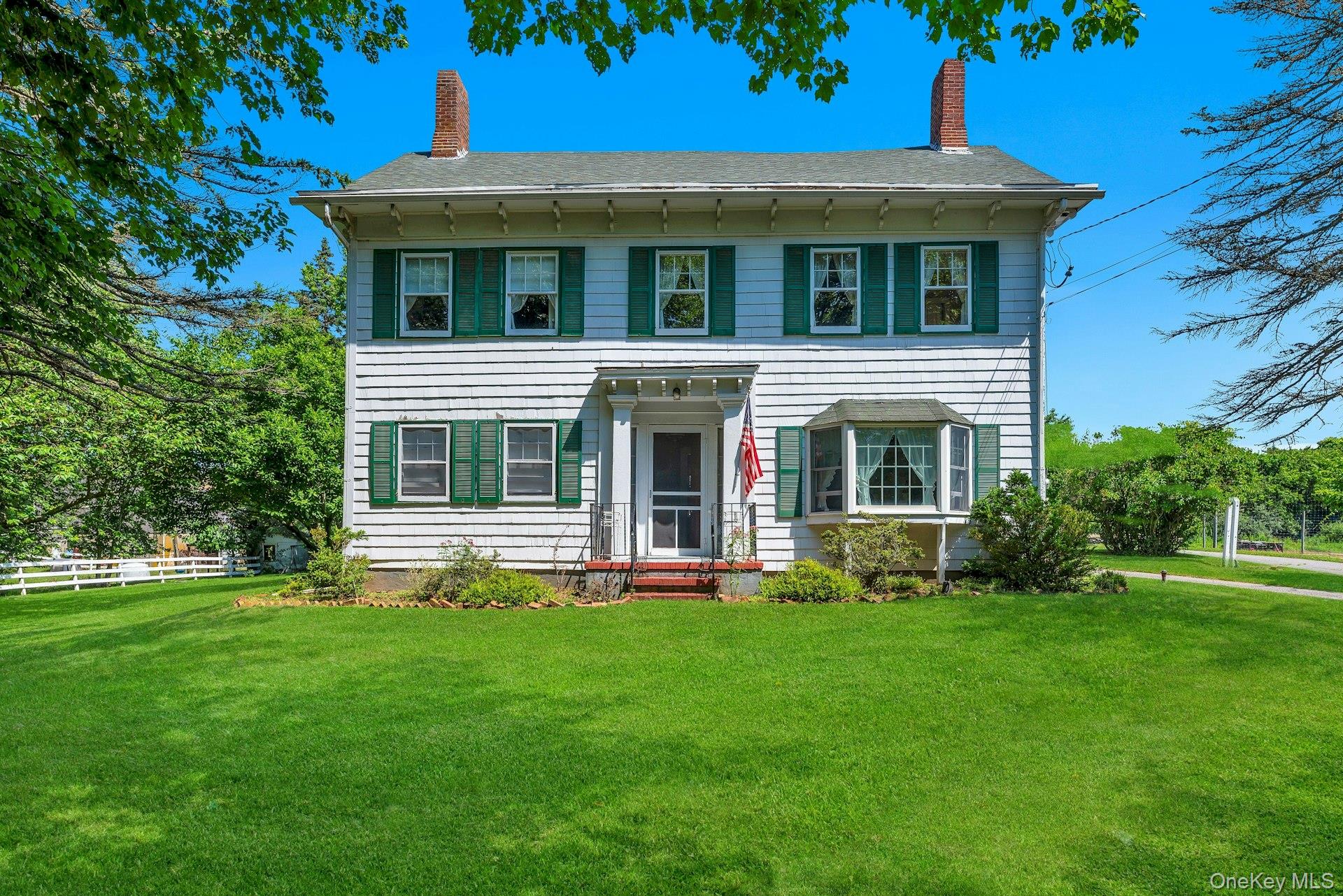 1760 Albertson Lane