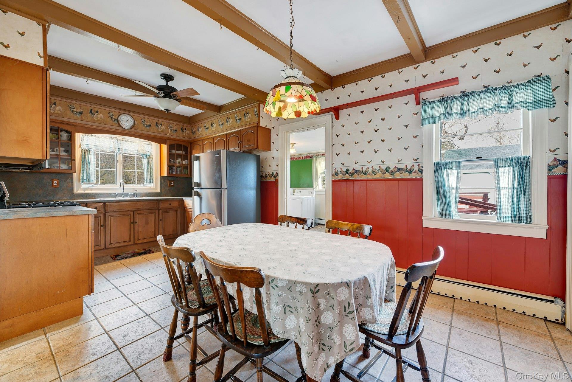 1760 Albertson Lane