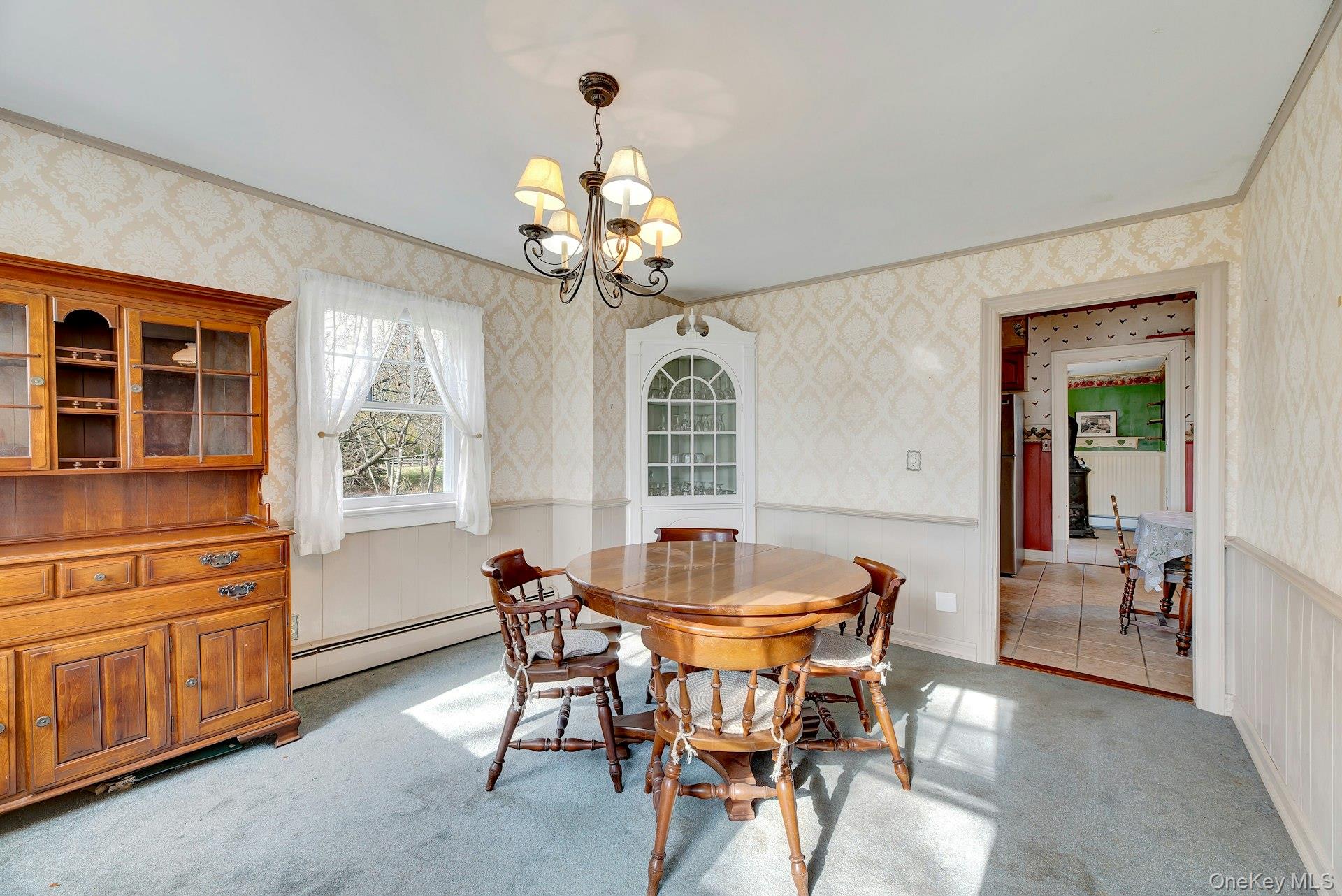 1760 Albertson Lane