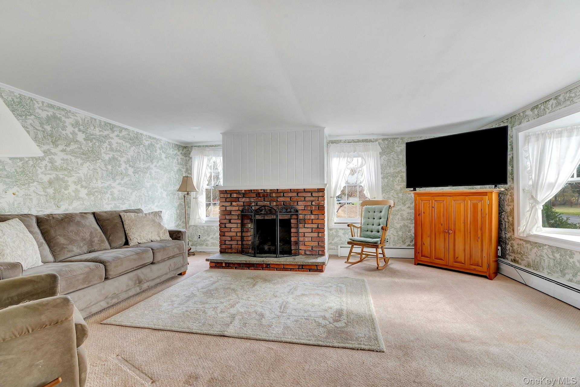 1760 Albertson Lane