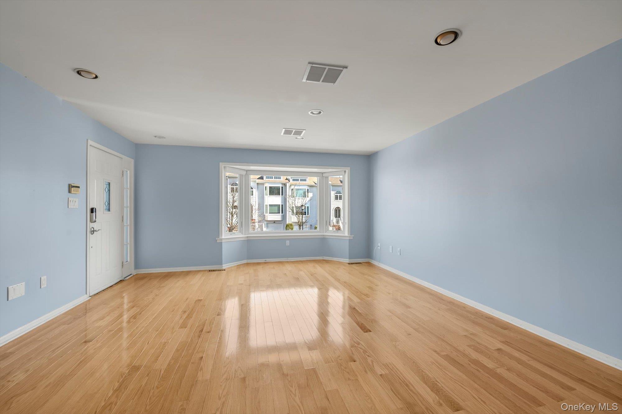 242-25A Oak Park Drive