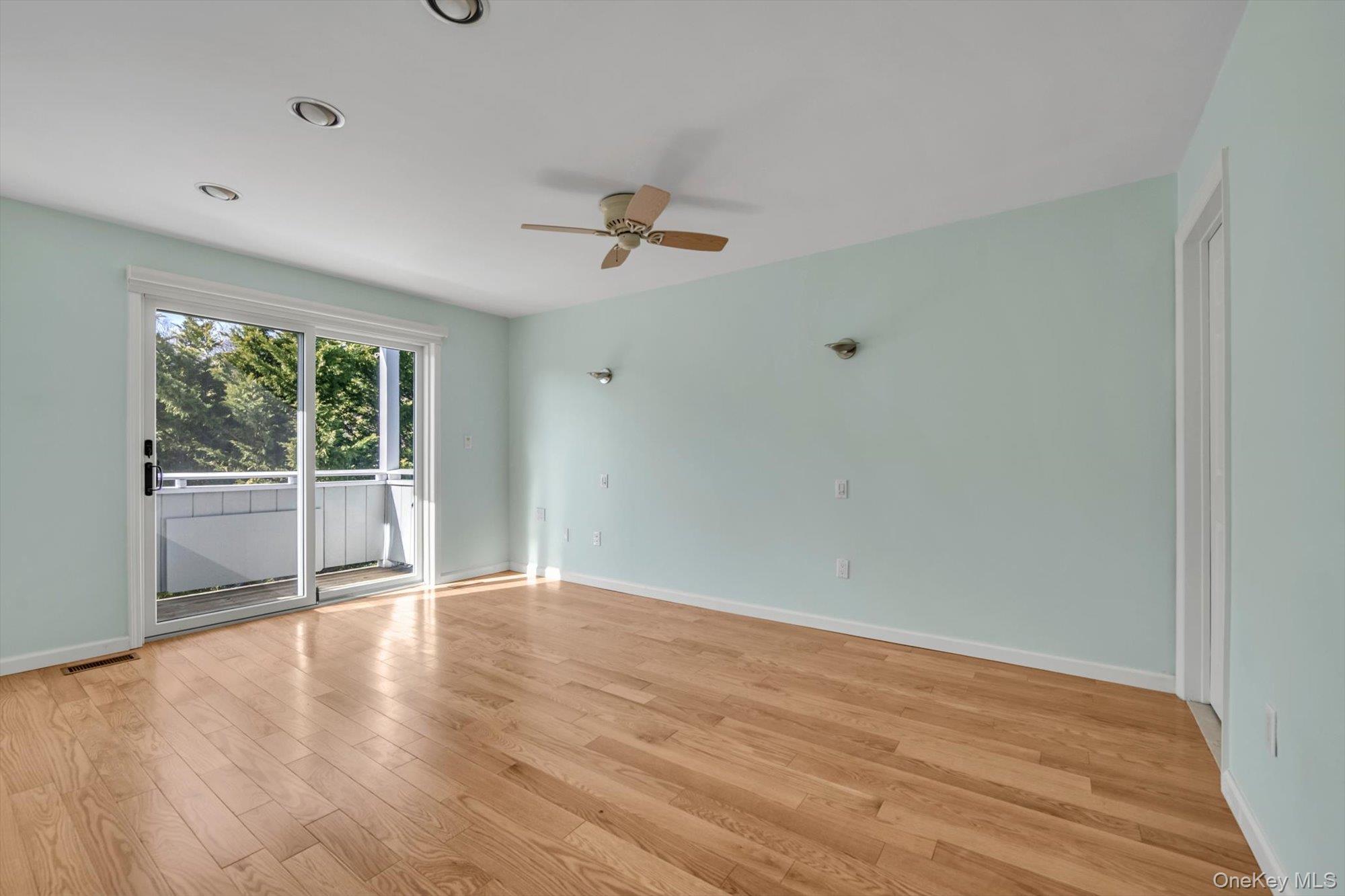 242-25A Oak Park Drive