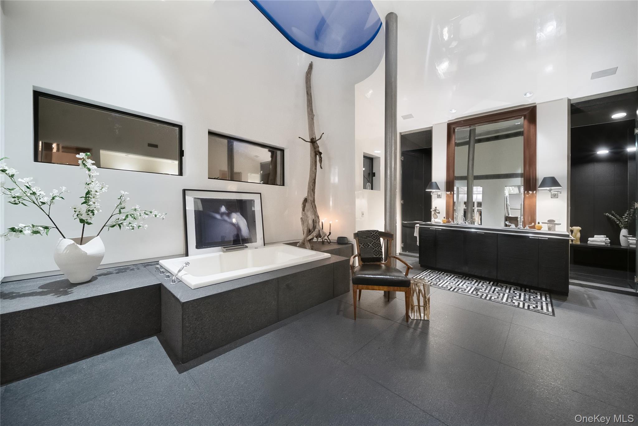 7 Folie Court