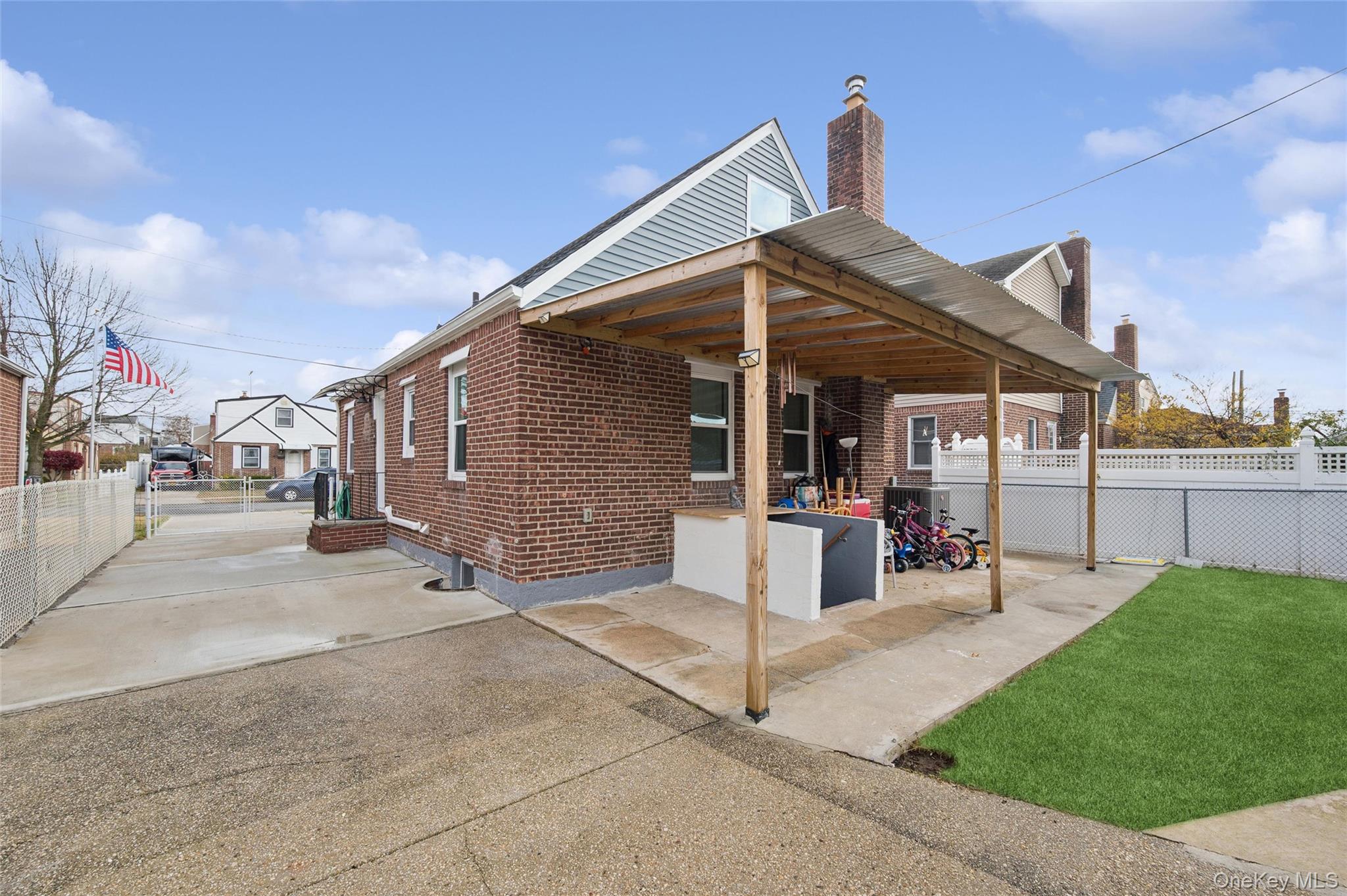 109 Caroline Avenue